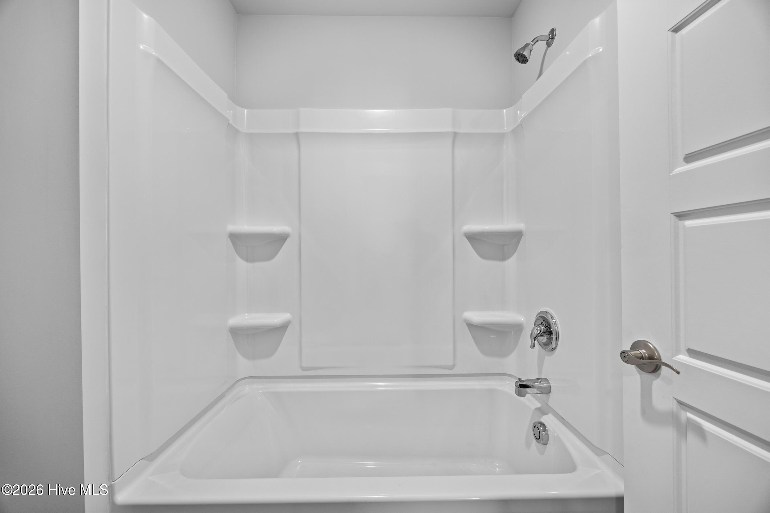 100547458 | Photo 29