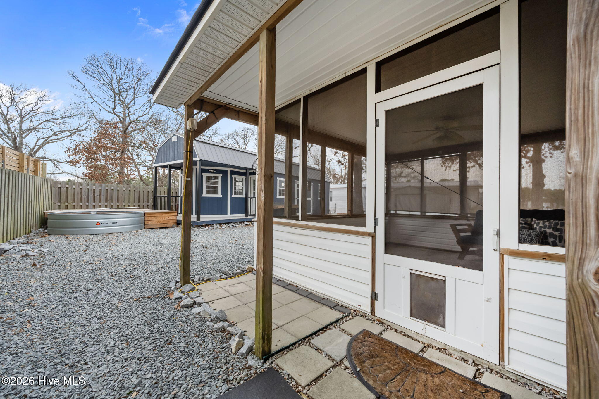 100556265 | Photo 34