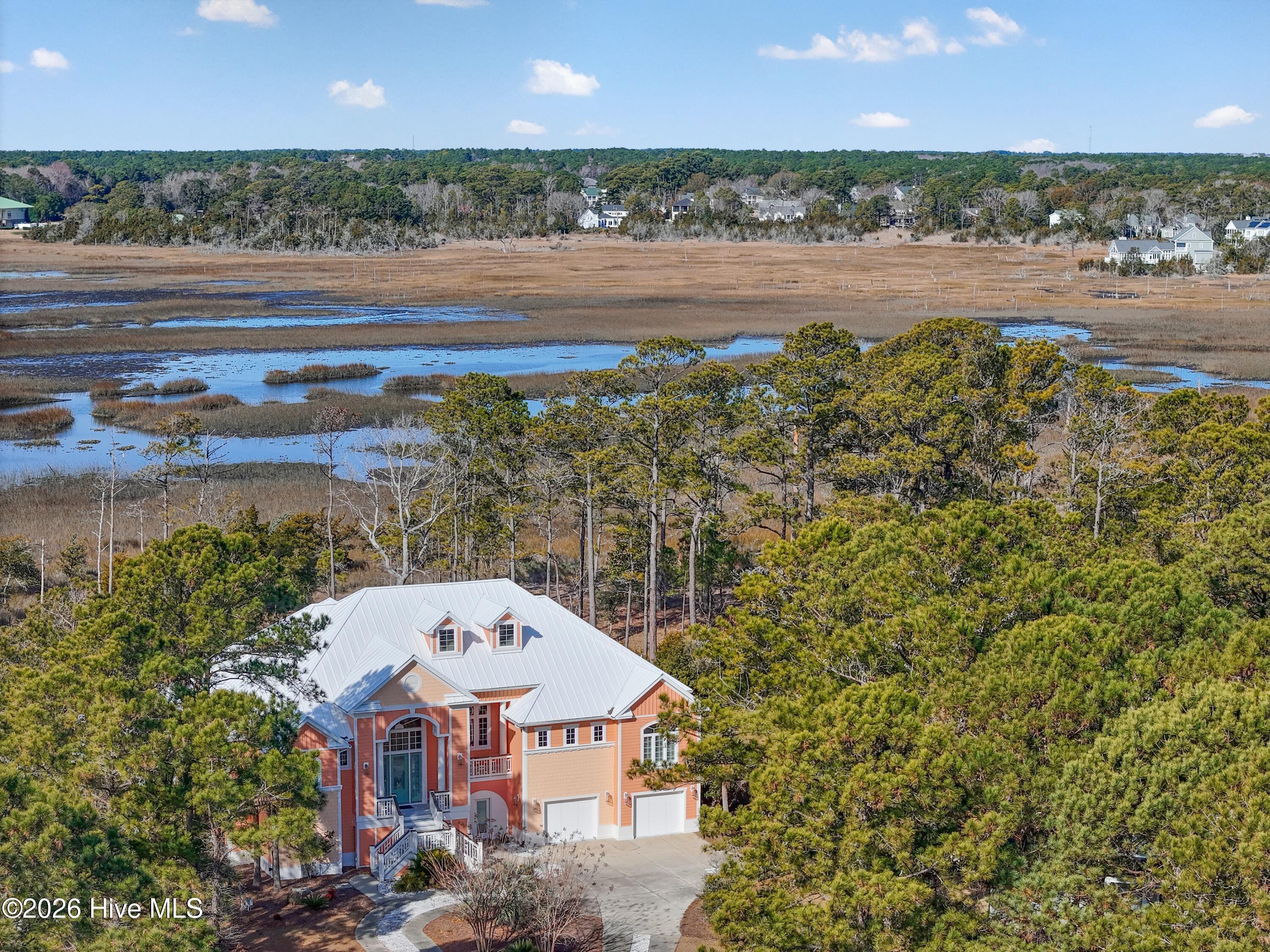 100549658 | Photo 76