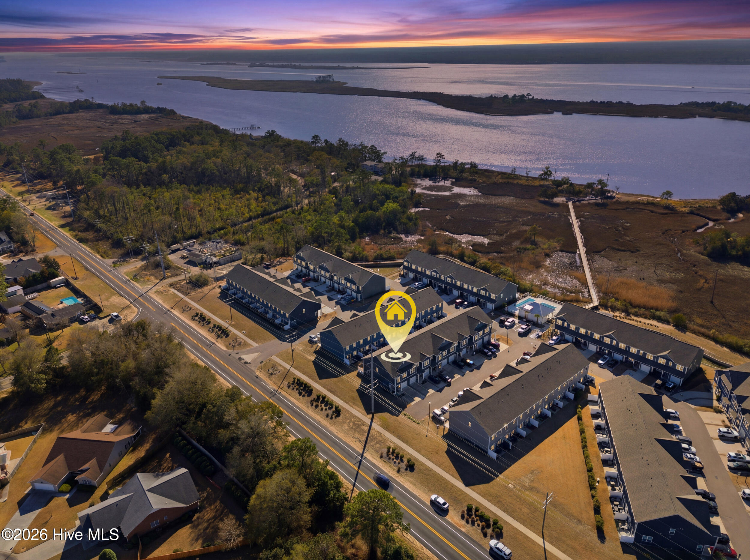 100557529 | Photo 34