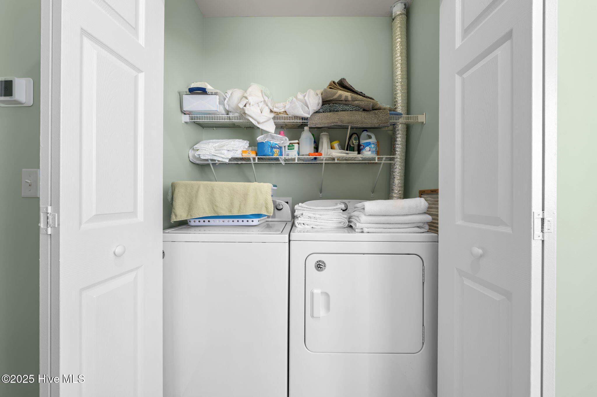 100526205 | Photo 34