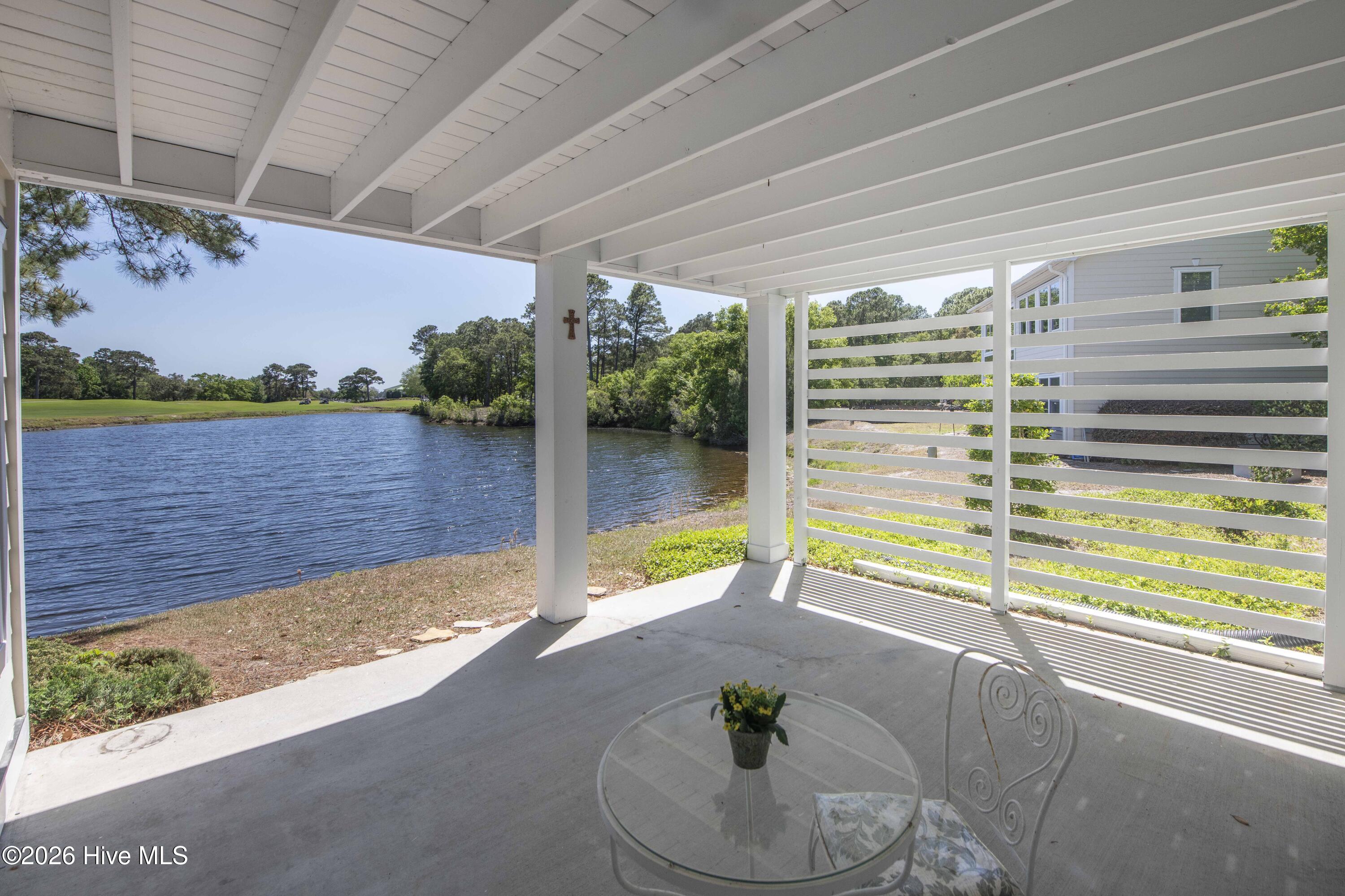 100563041 | Photo 45