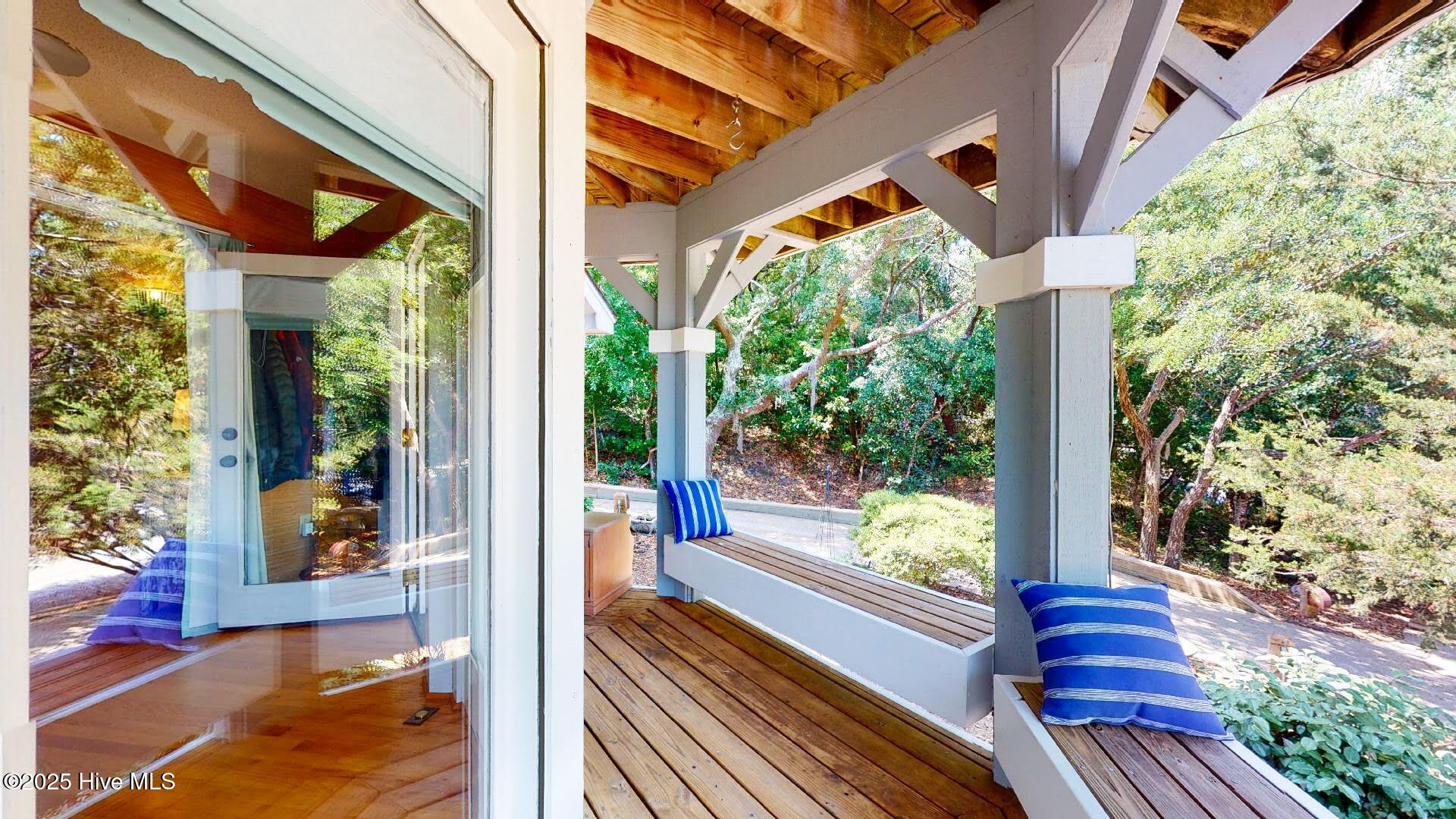 100542695 | Photo 20