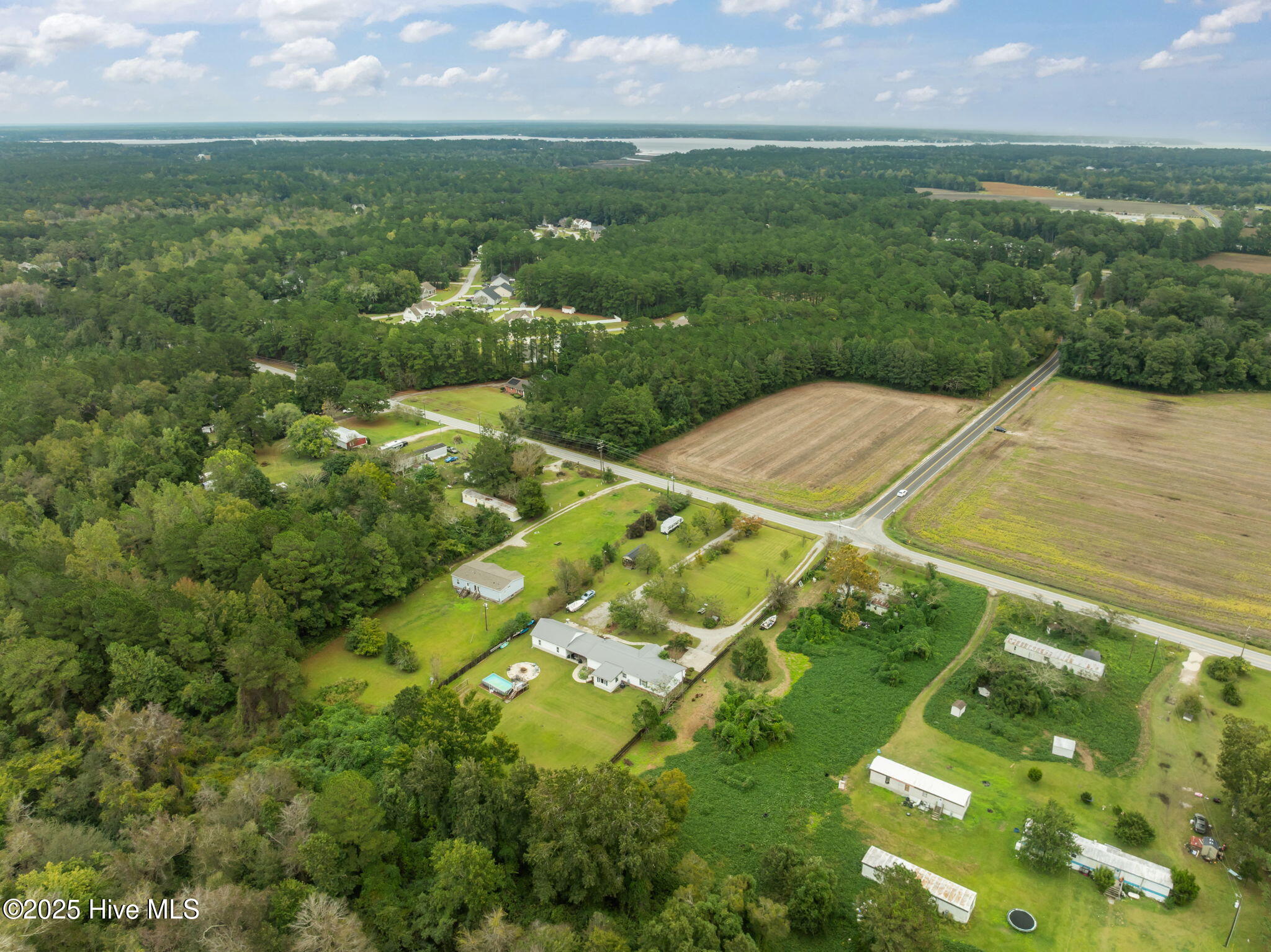 100537137 | Photo 54