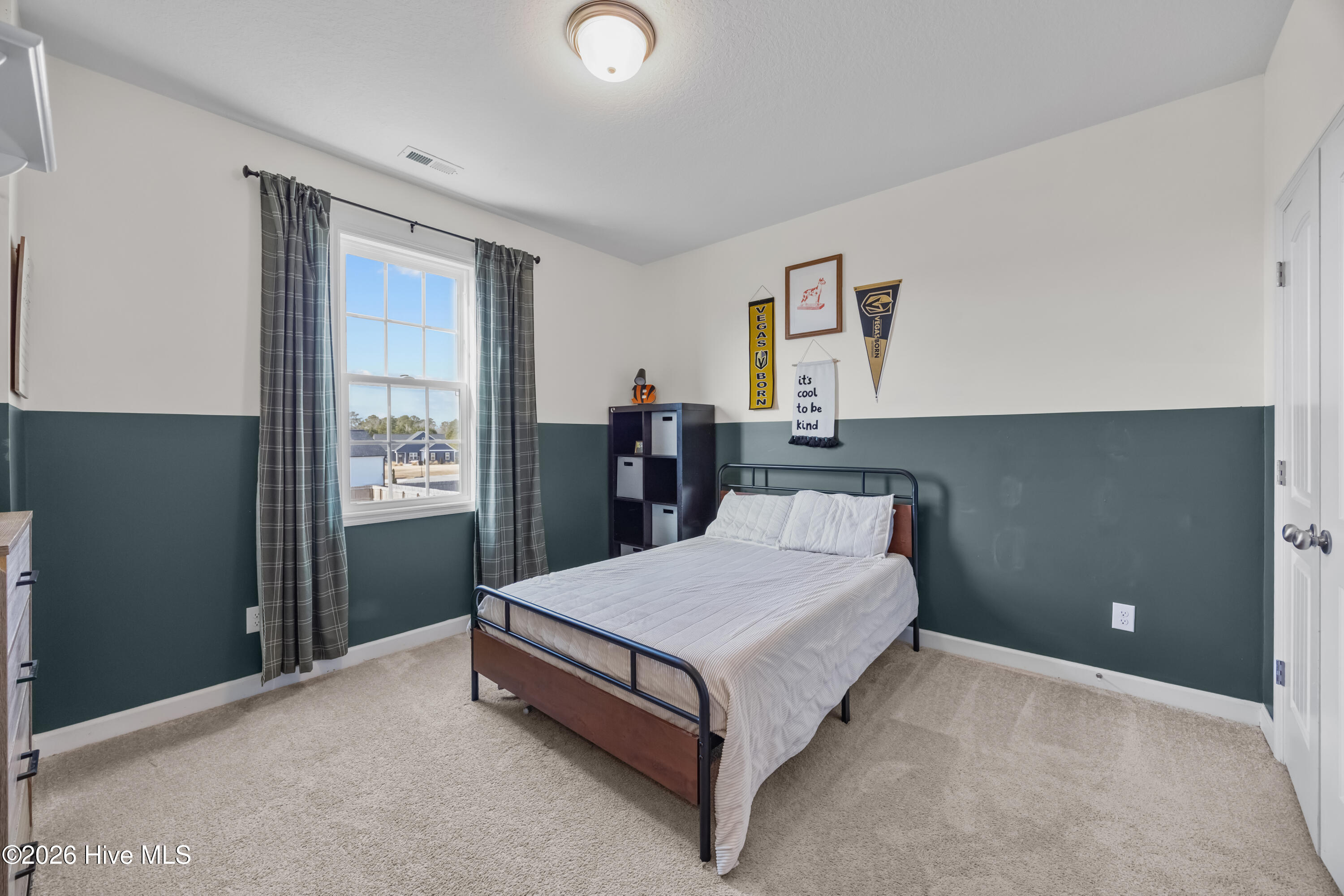 100559534 | Photo 37