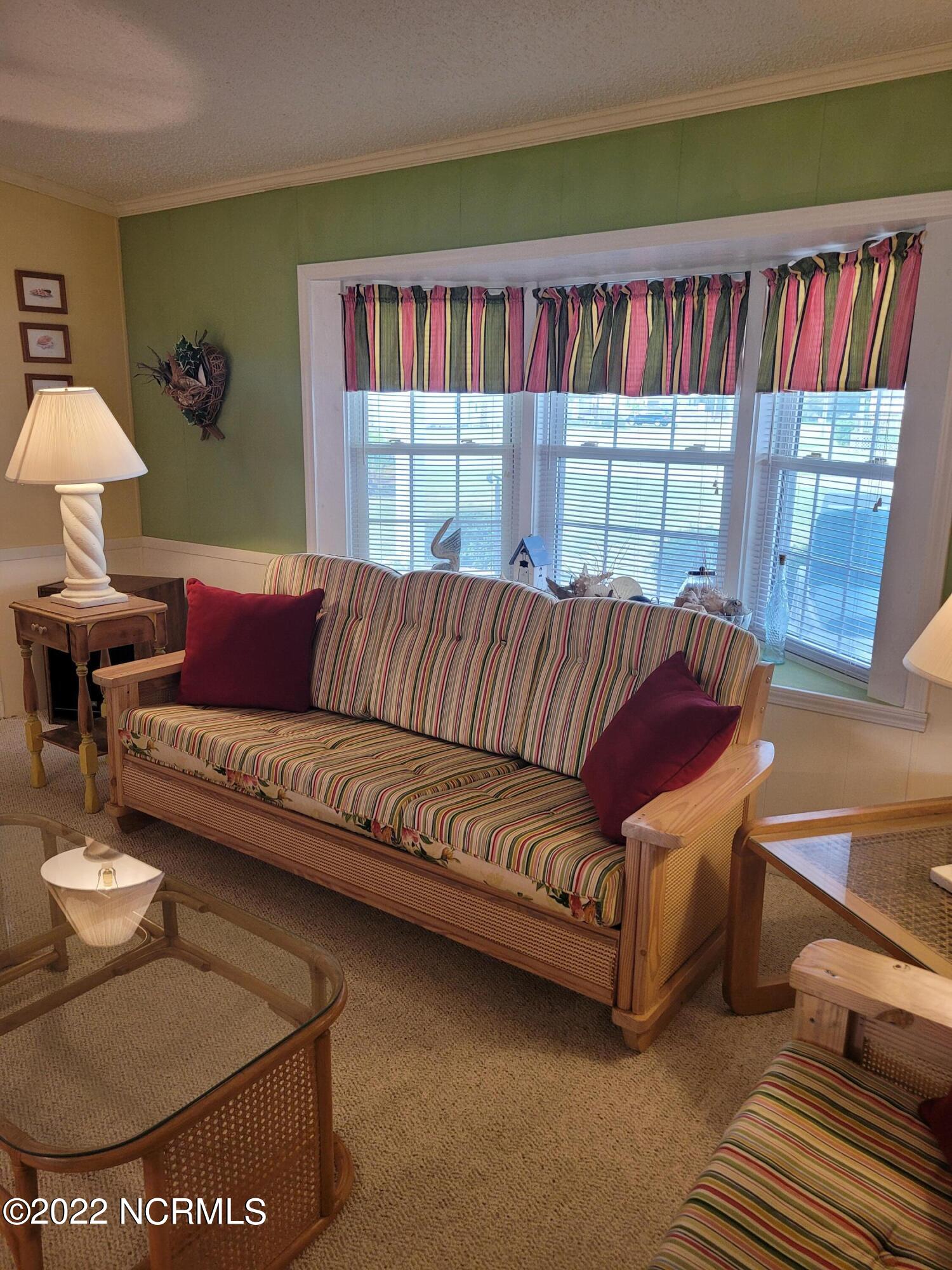 100538759 | Photo 32