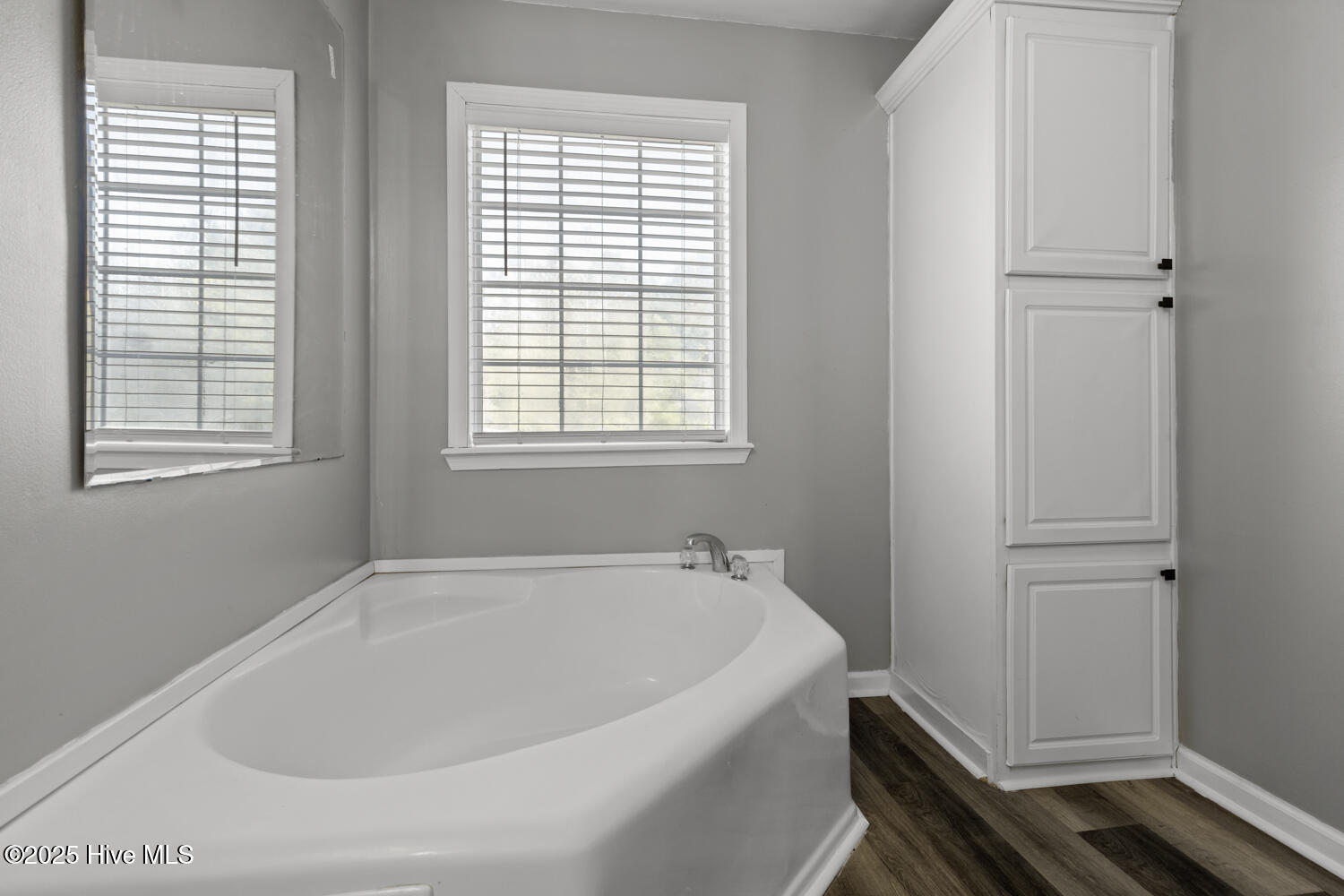 100545745 | Photo 20