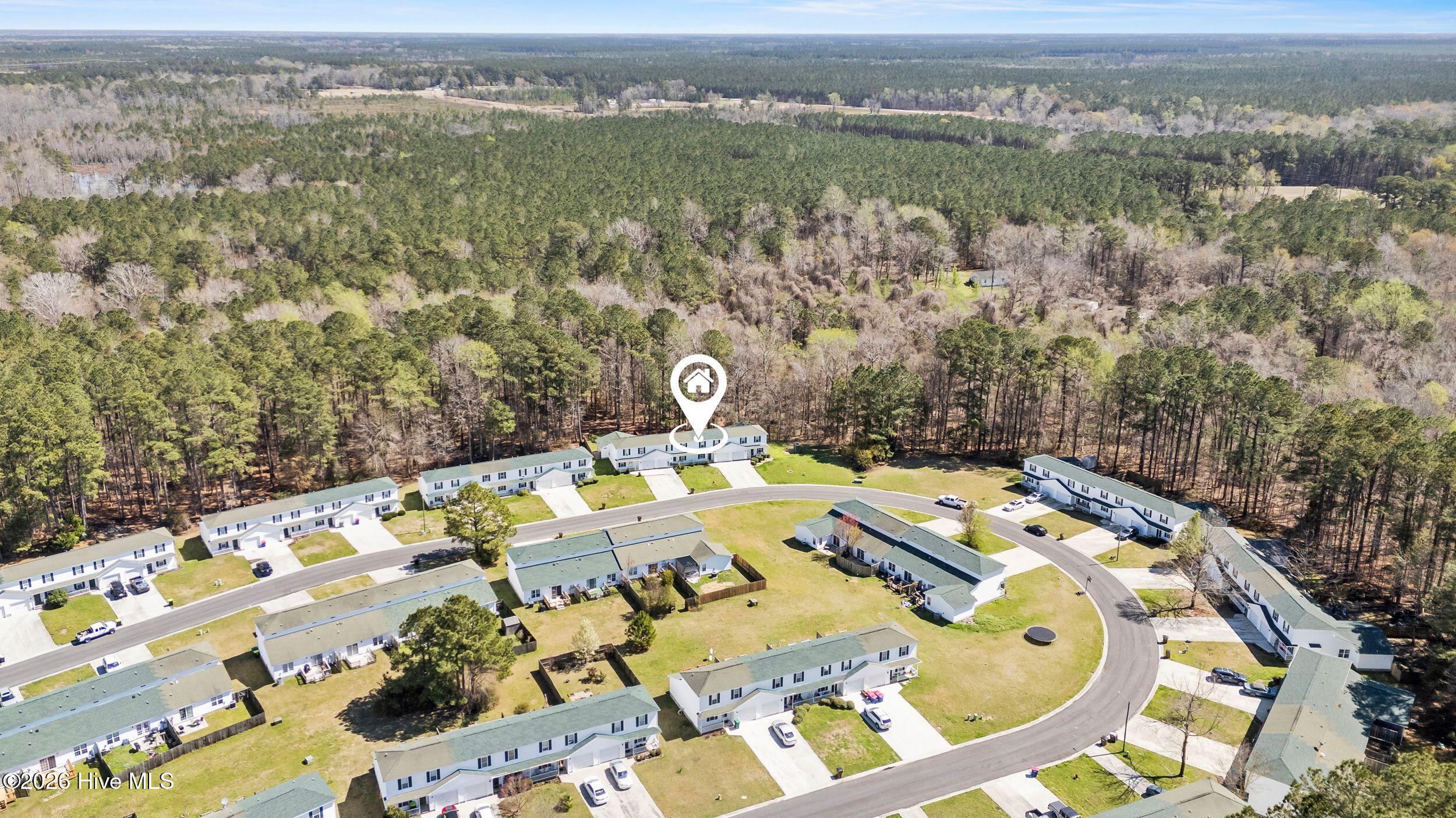 100561186 | Photo 37