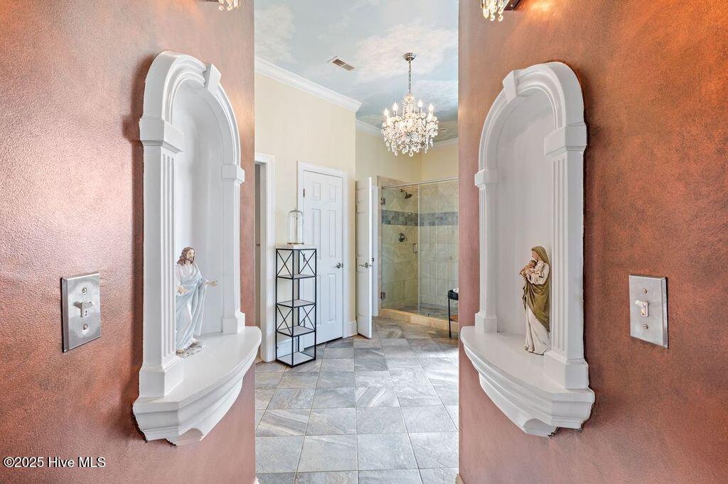 100534476 | Photo 25