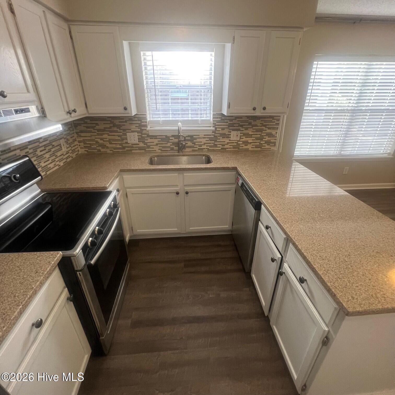 Kitchen - 10-11-24 - 3007-A Mulberry Lan