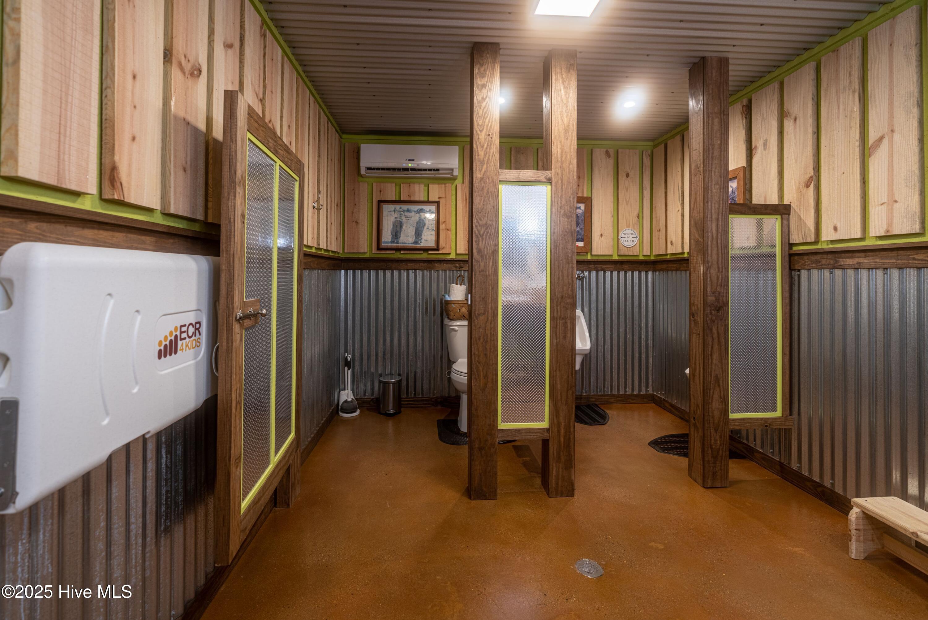 100500621 | Photo 16