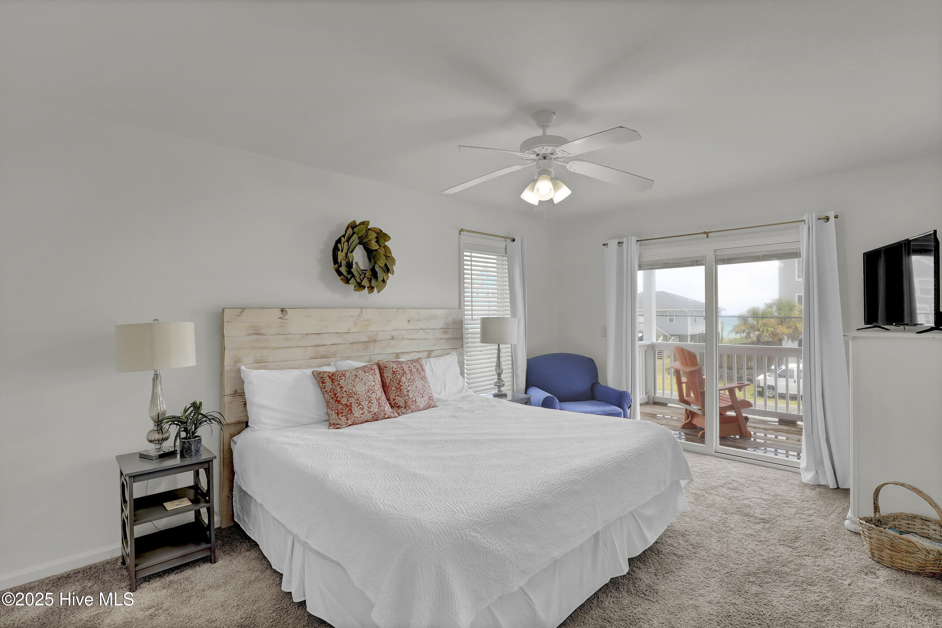 100521300 | Photo 63