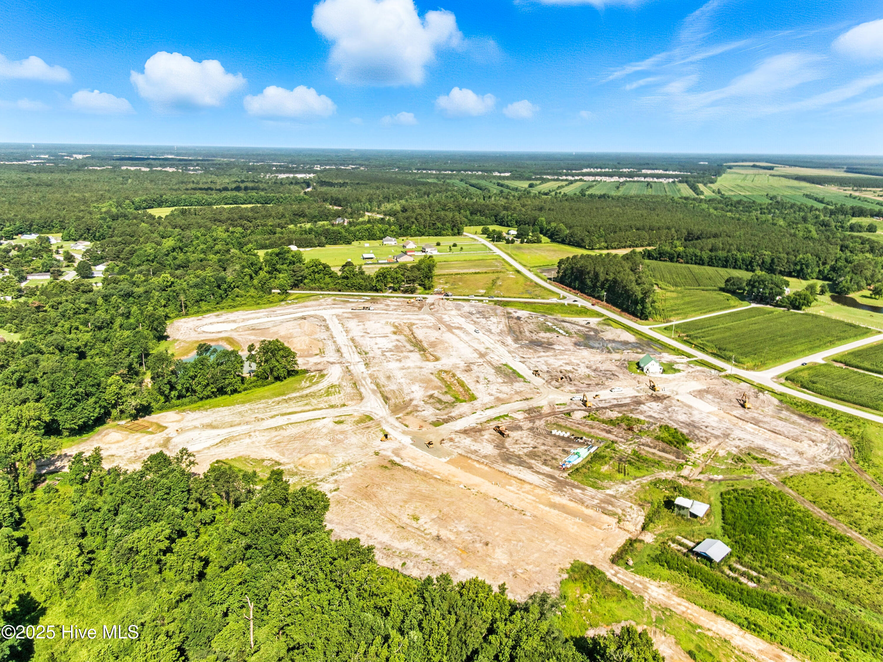 100546862 | Photo 24