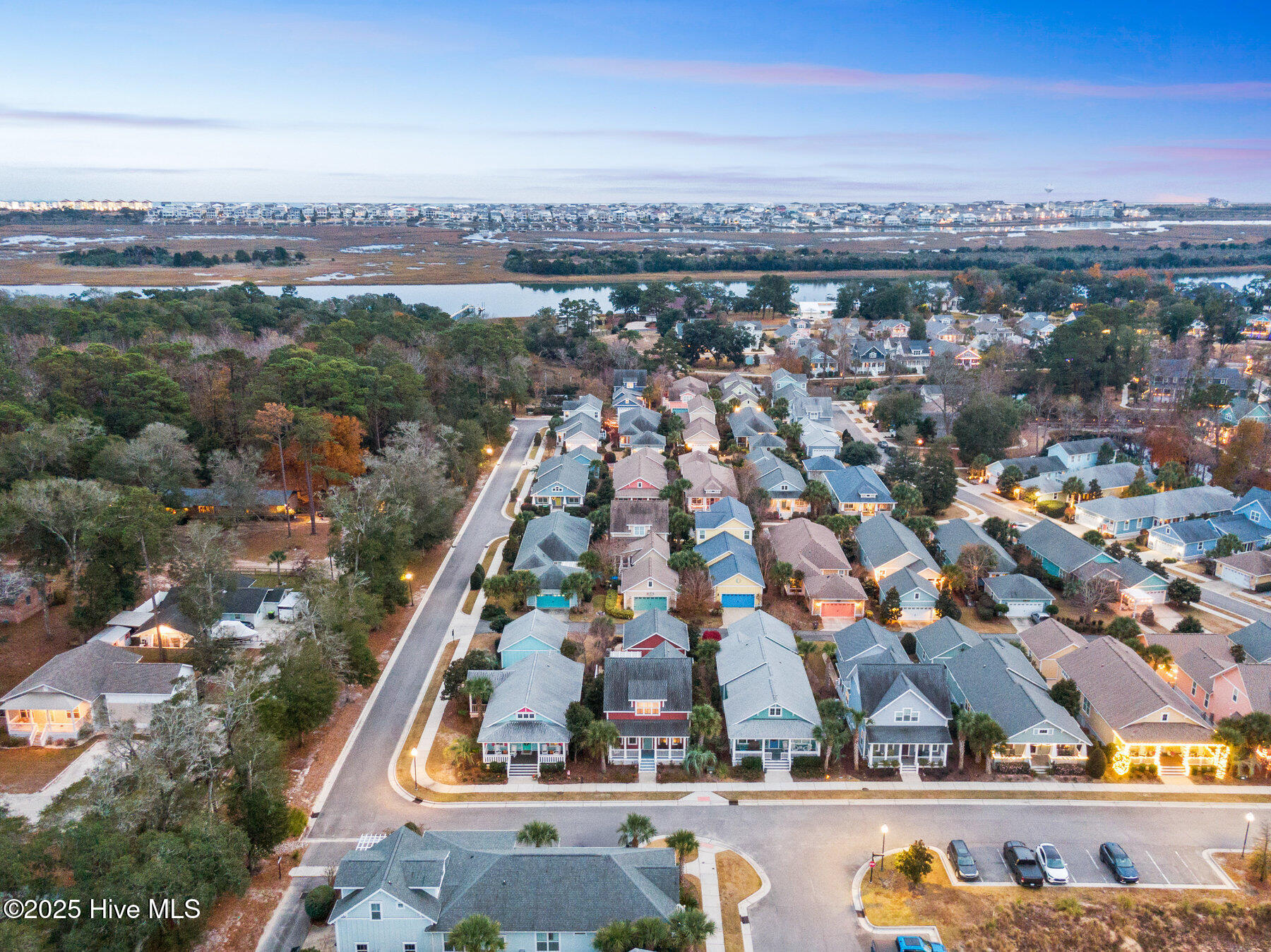 100544717 | Photo 40