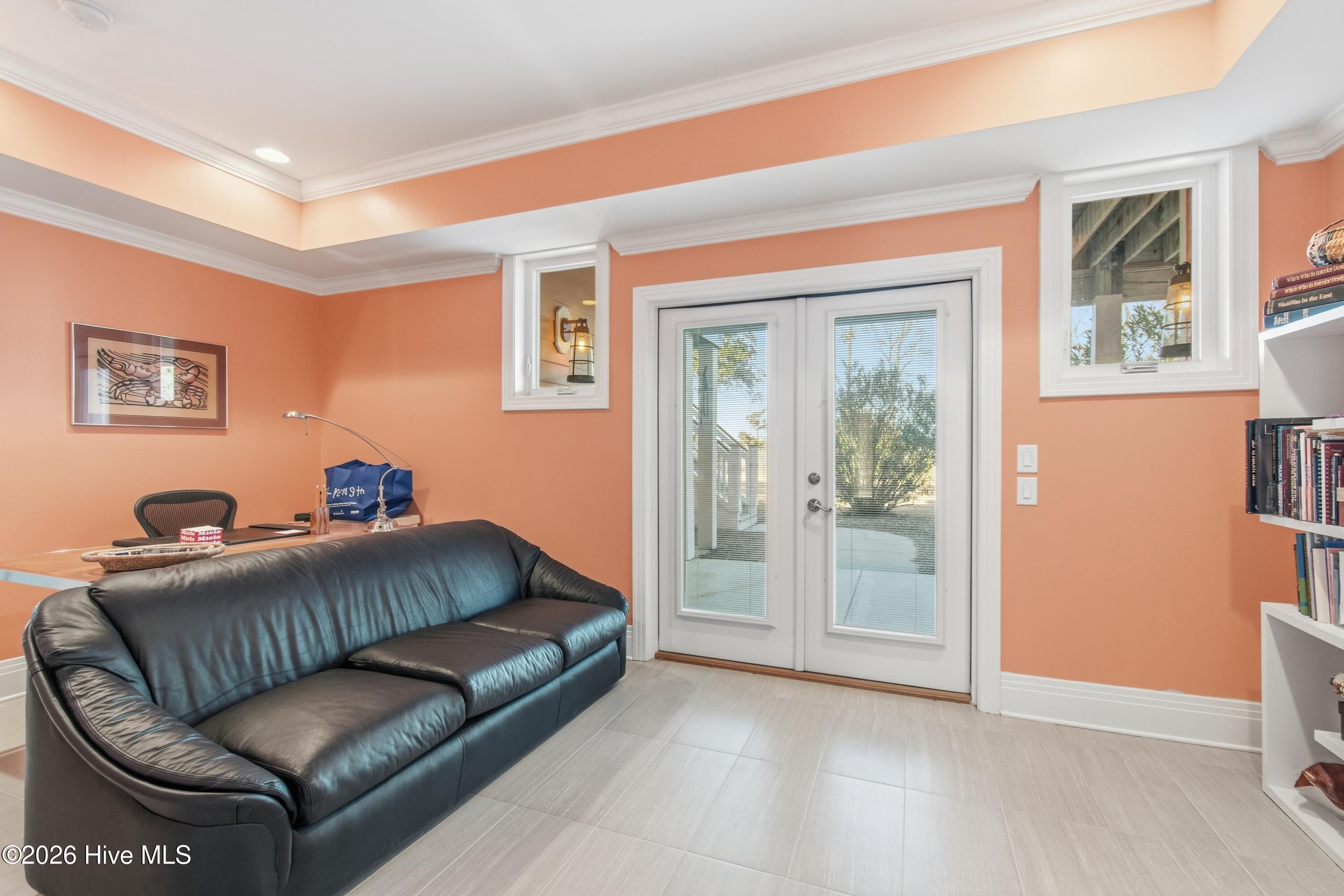 100549658 | Photo 71