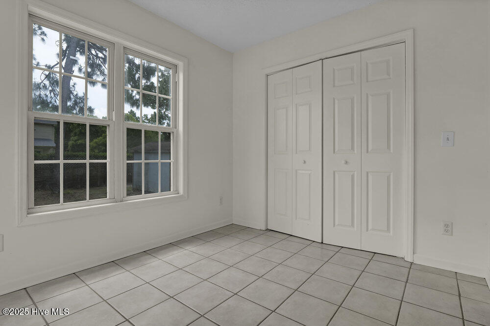 100513227 | Photo 15