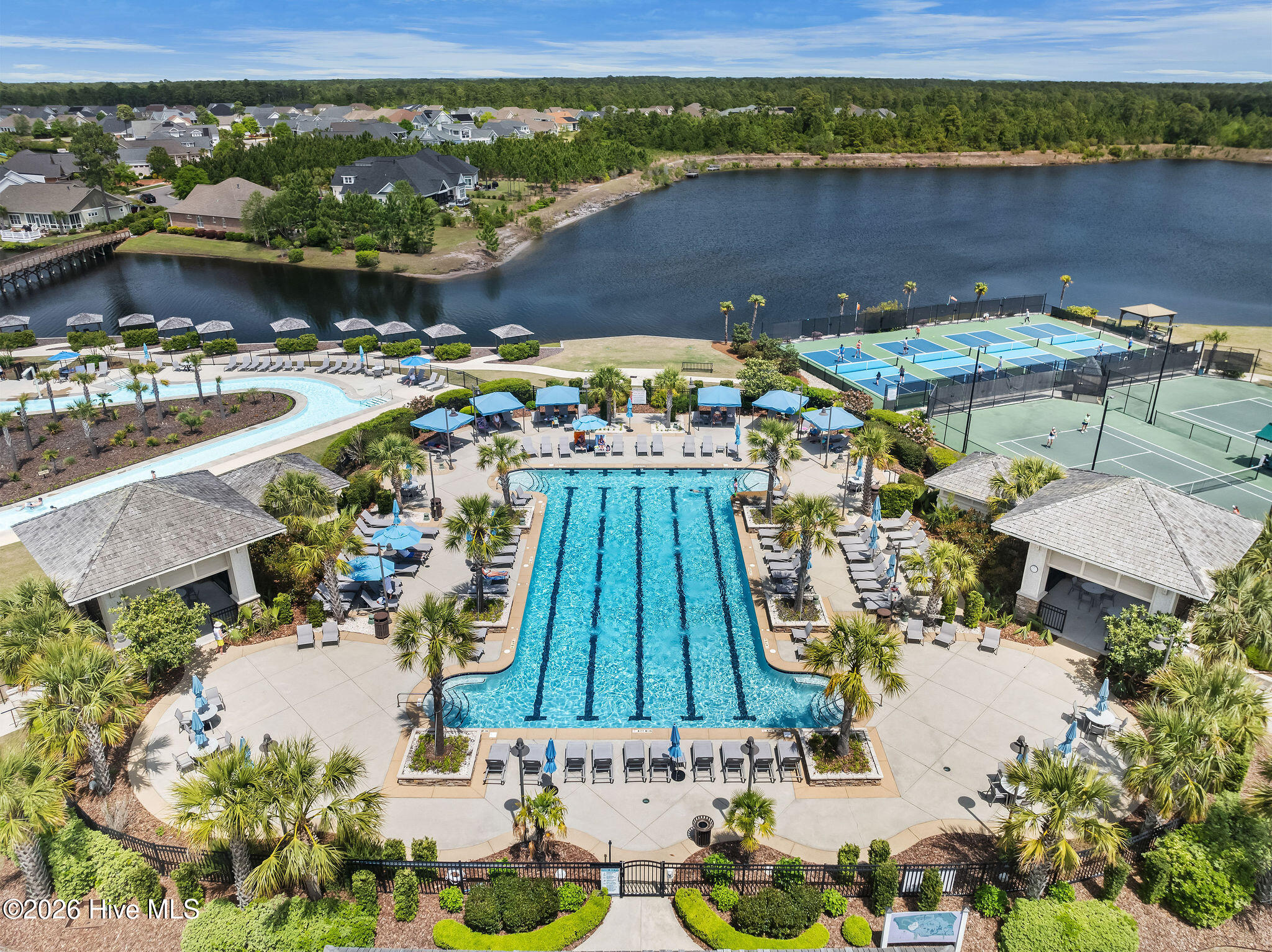 100565690 | Photo 107