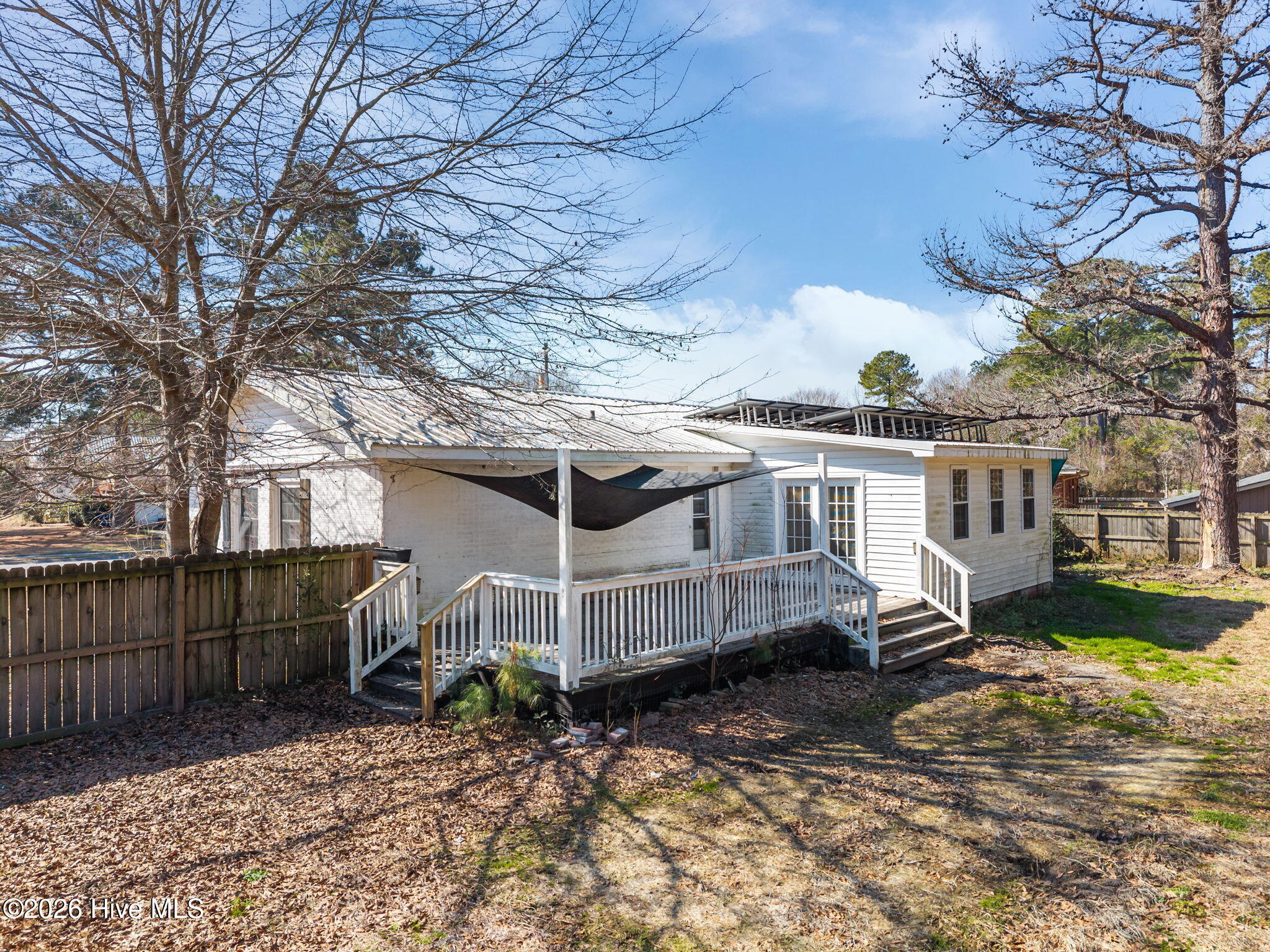 100554228 | Photo 18