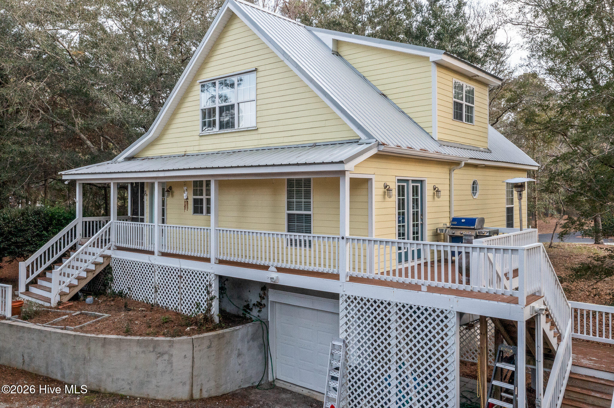 100549420 | Photo 42