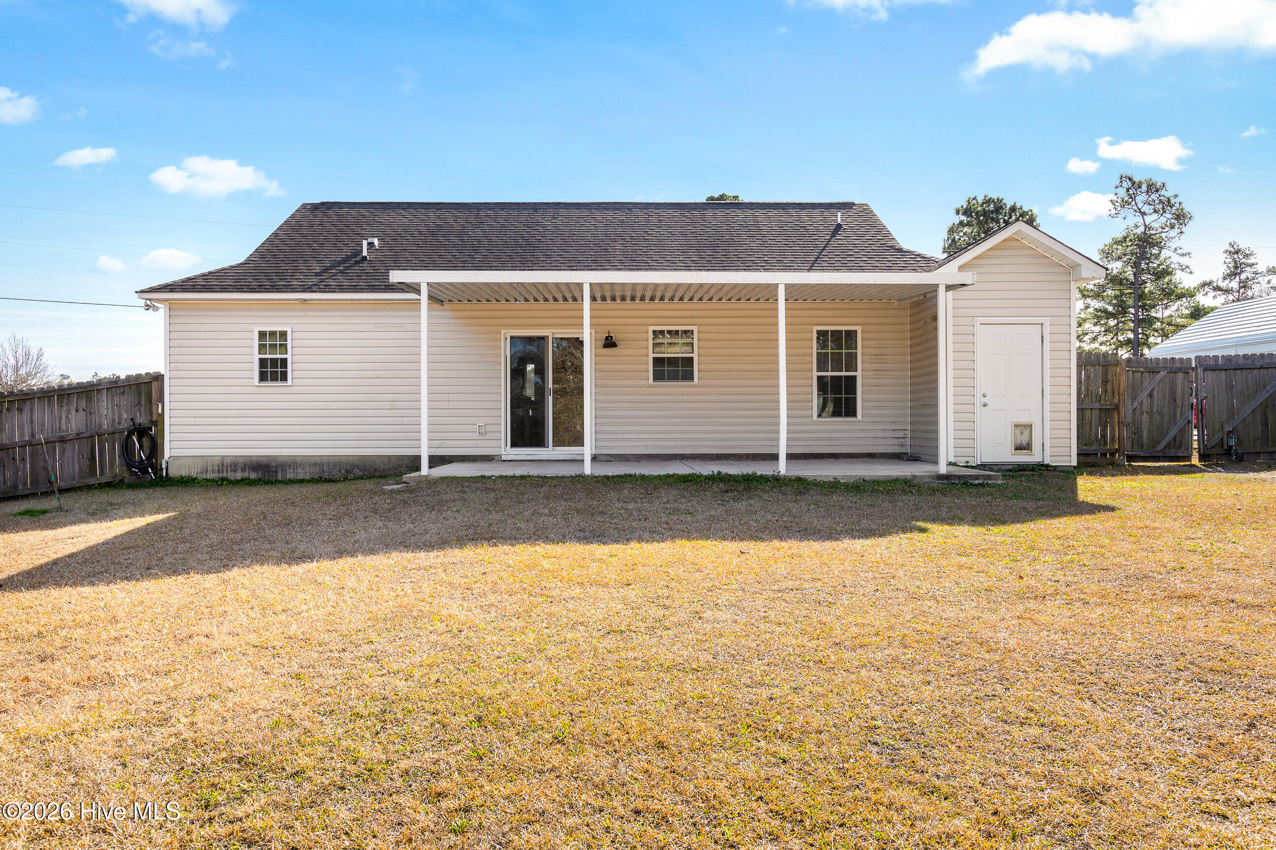 100548904 | Photo 23