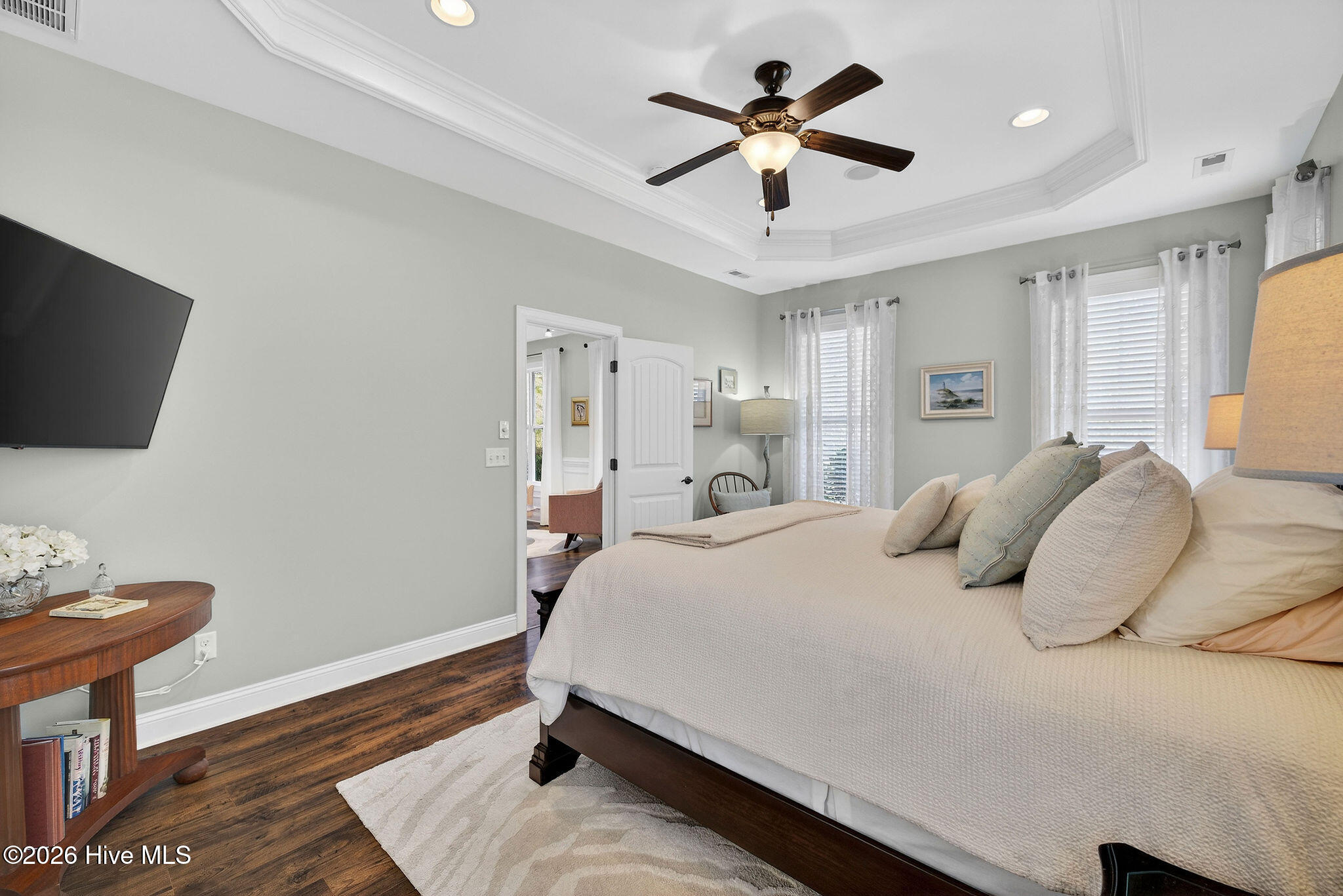 100558265 | Photo 25