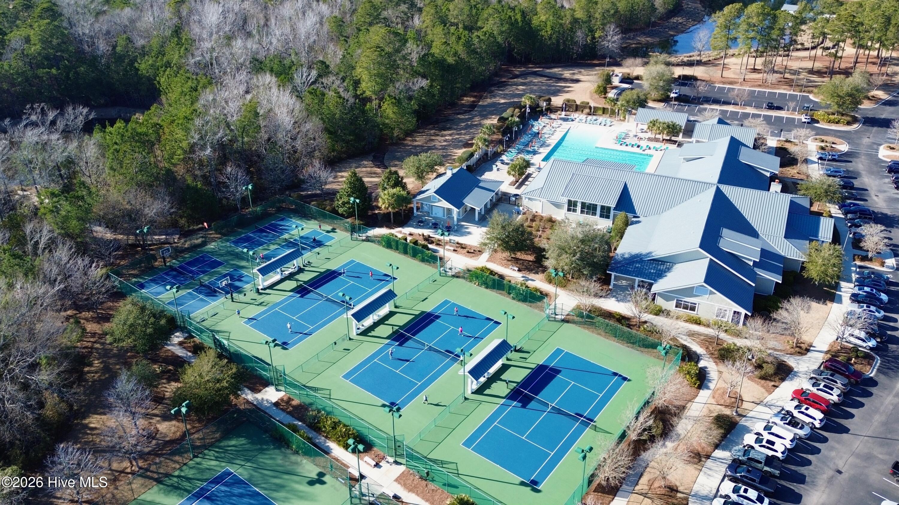 100557593 | Photo 41