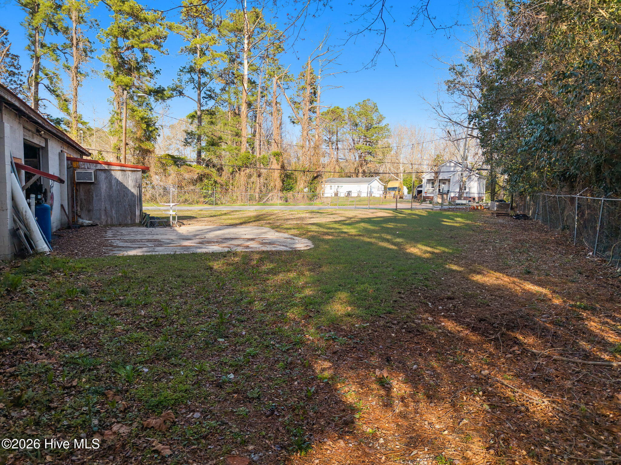 100558919 | Photo 15