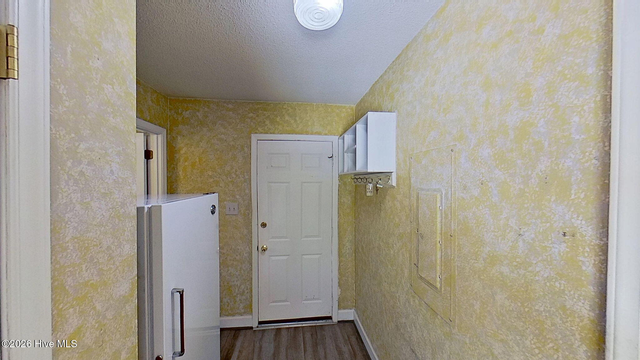 512 Raymond Drive,Arapahoe