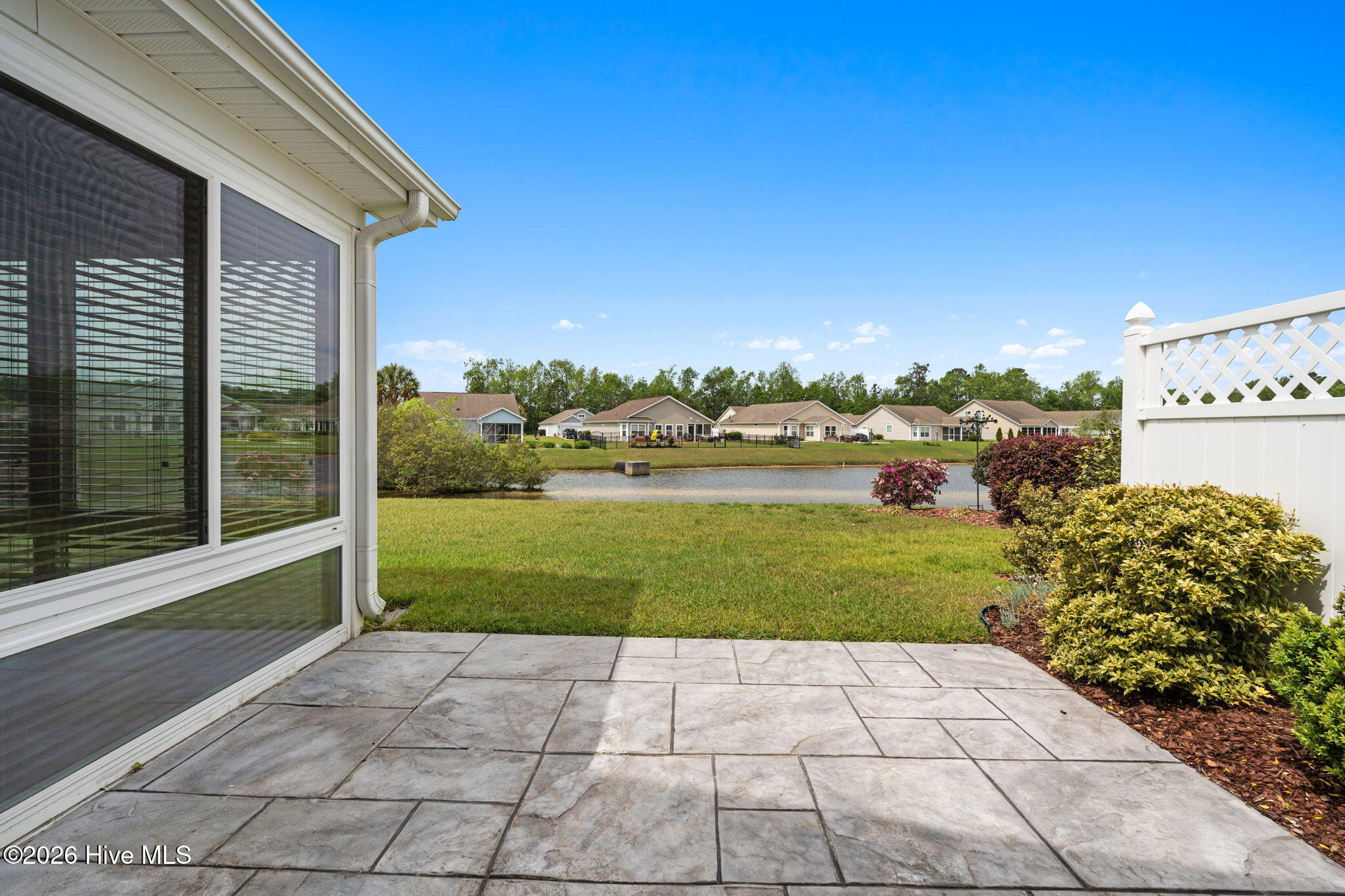 100565577 | Photo 37