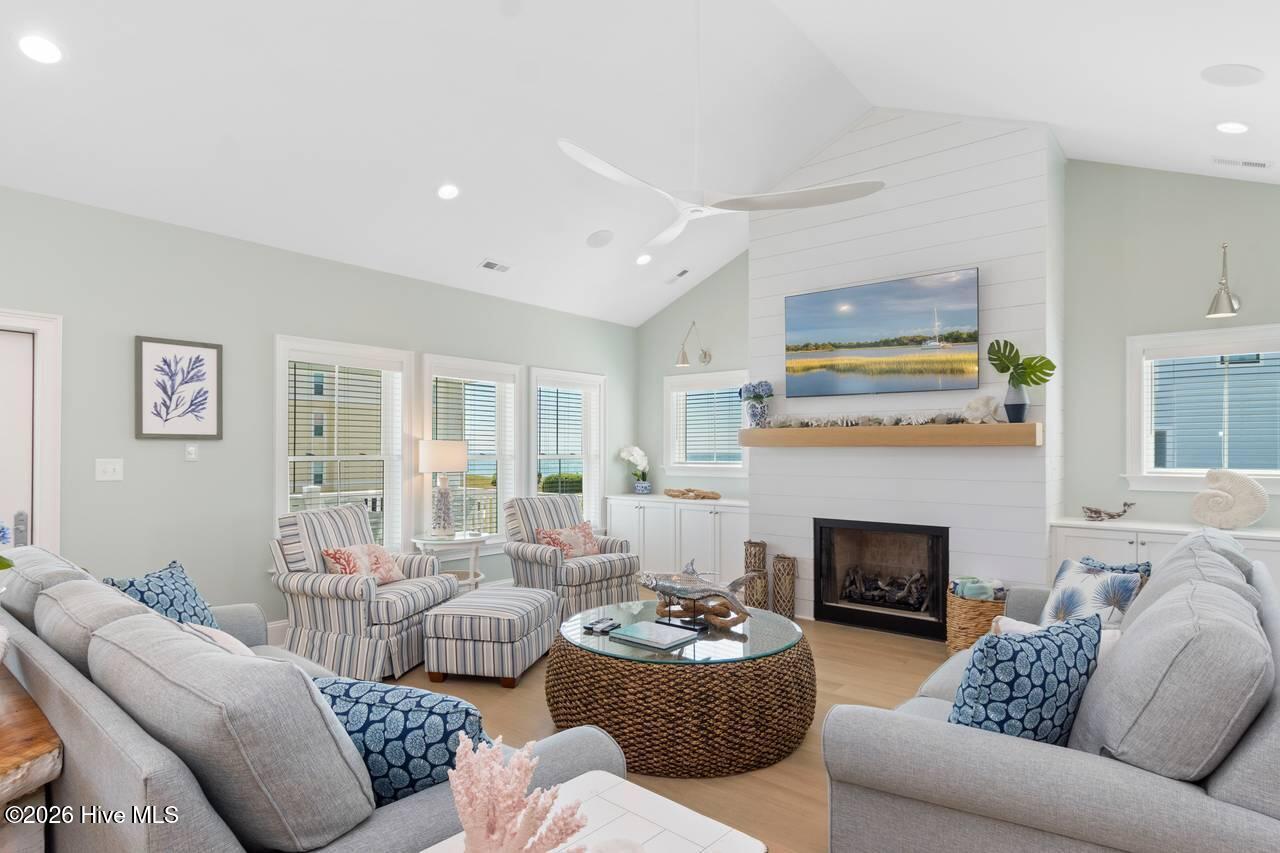 109 Ocean Bluff Drive,Indian Beach