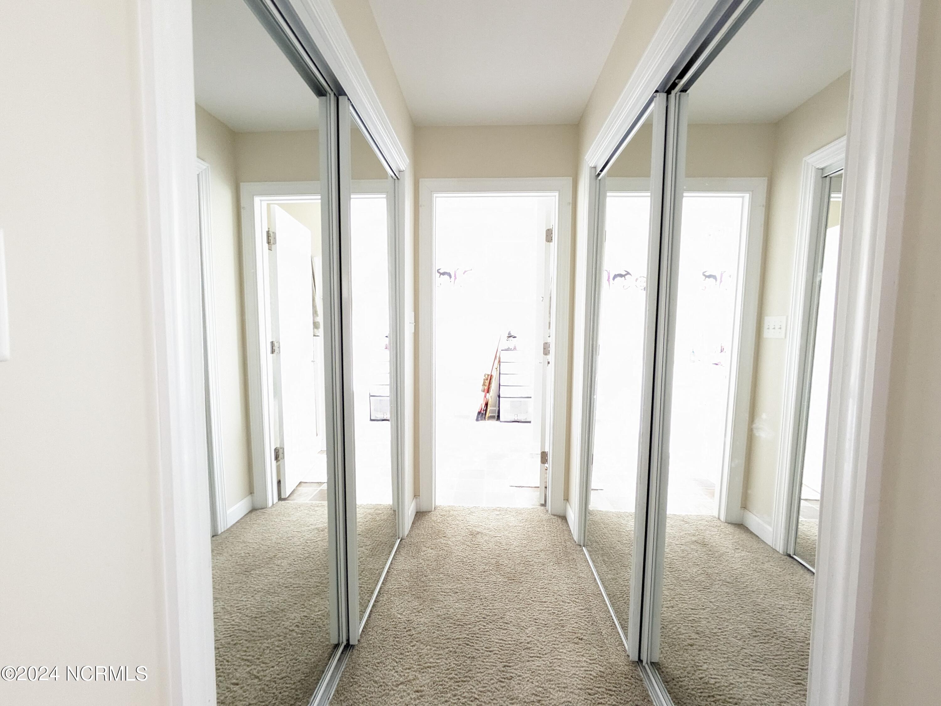 100529428 | Photo 32