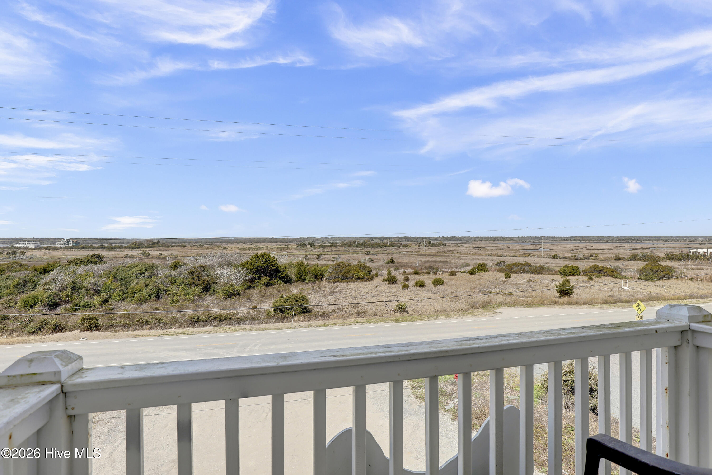 100562606 | Photo 15