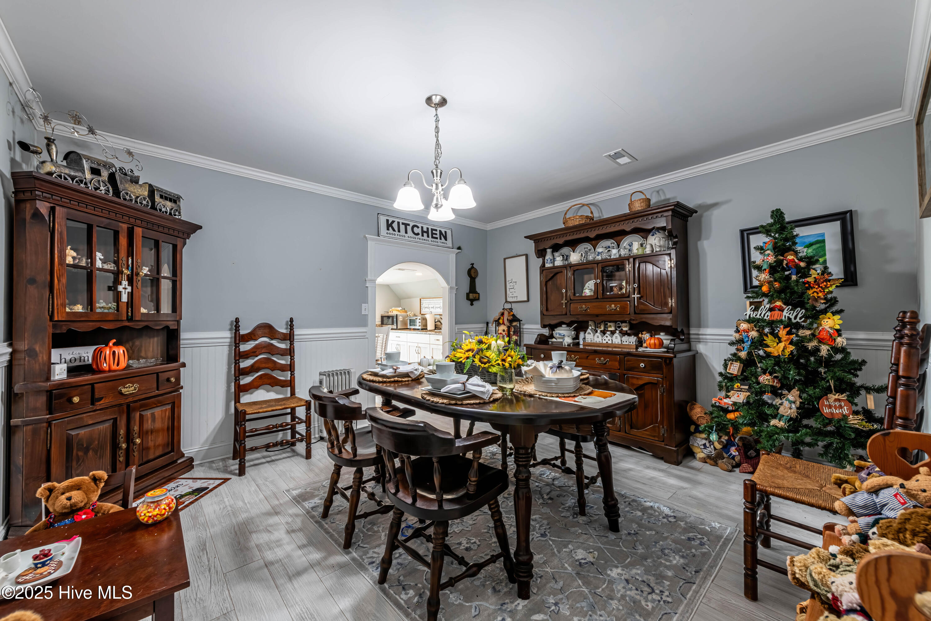 100524839 | Photo 64