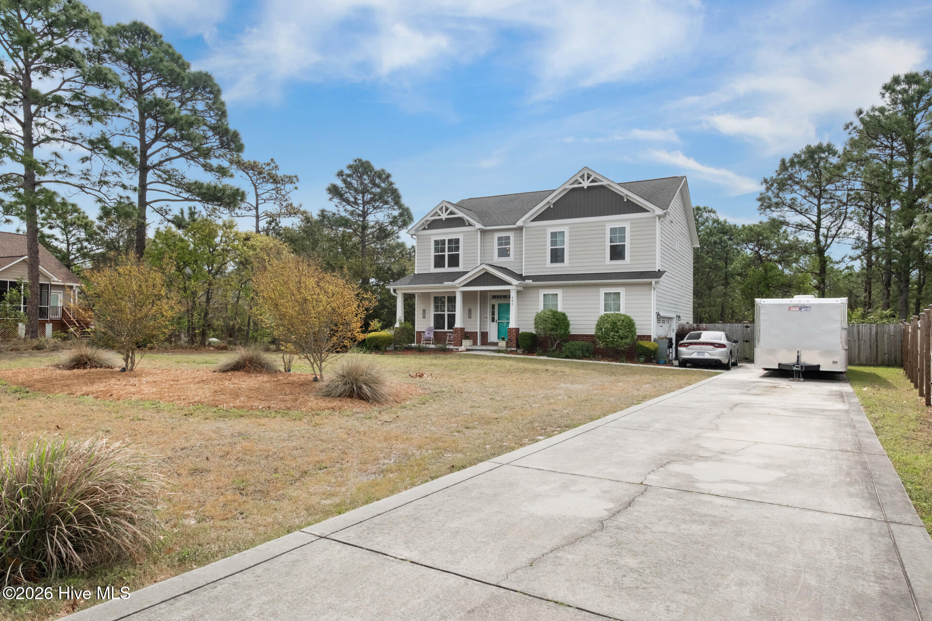 100566608 | Photo 95