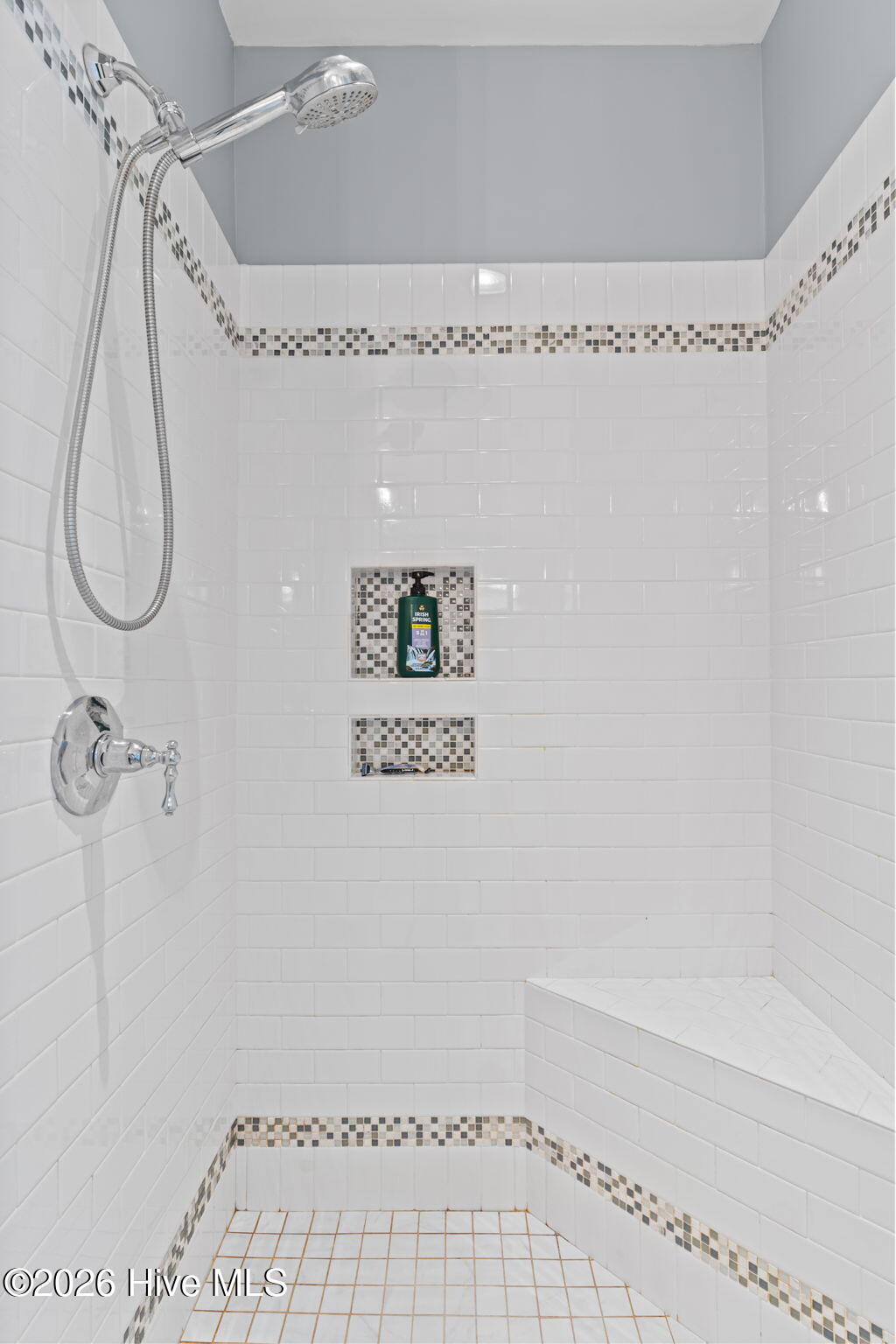 100557705 | Photo 33