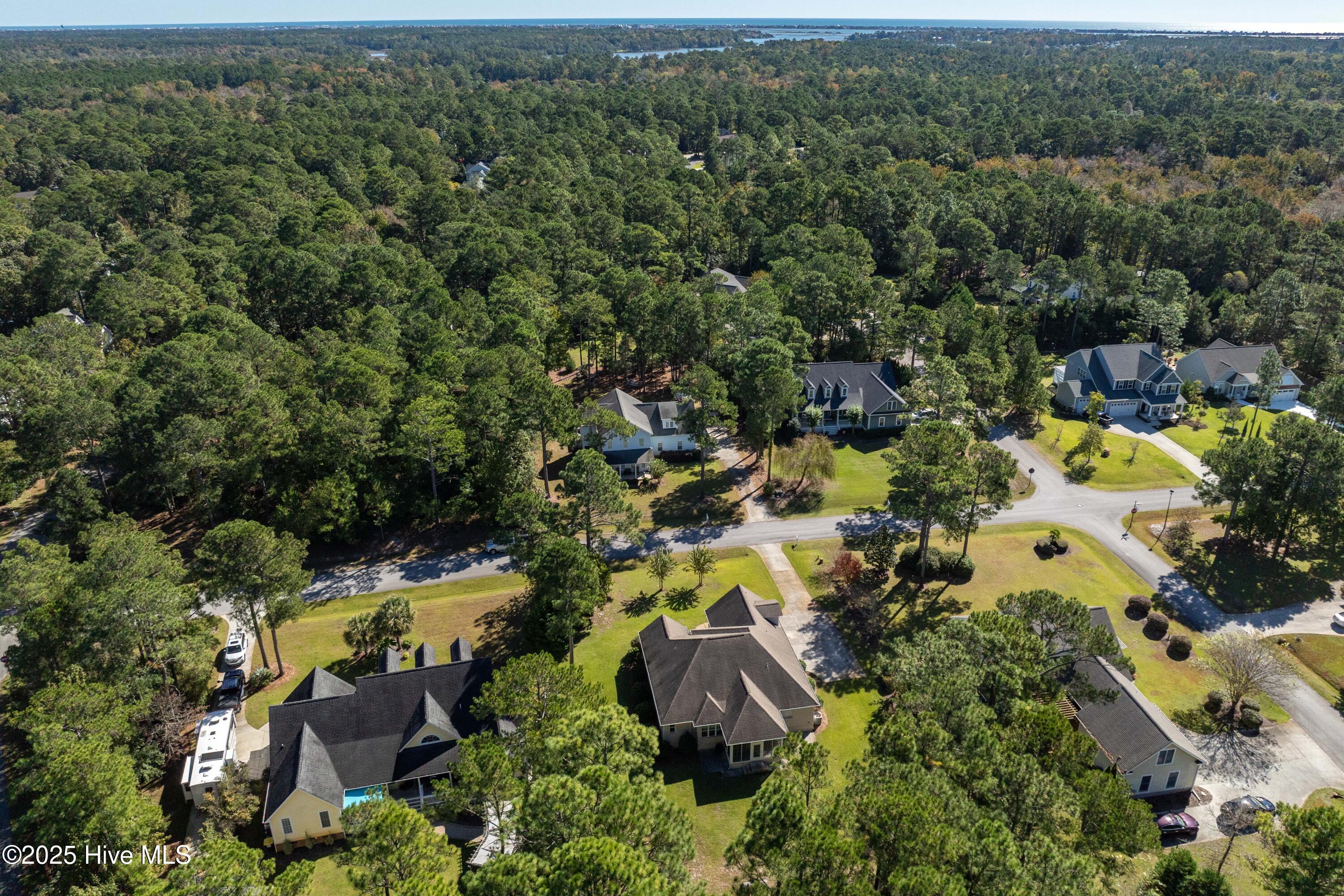 100537657 | Photo 45