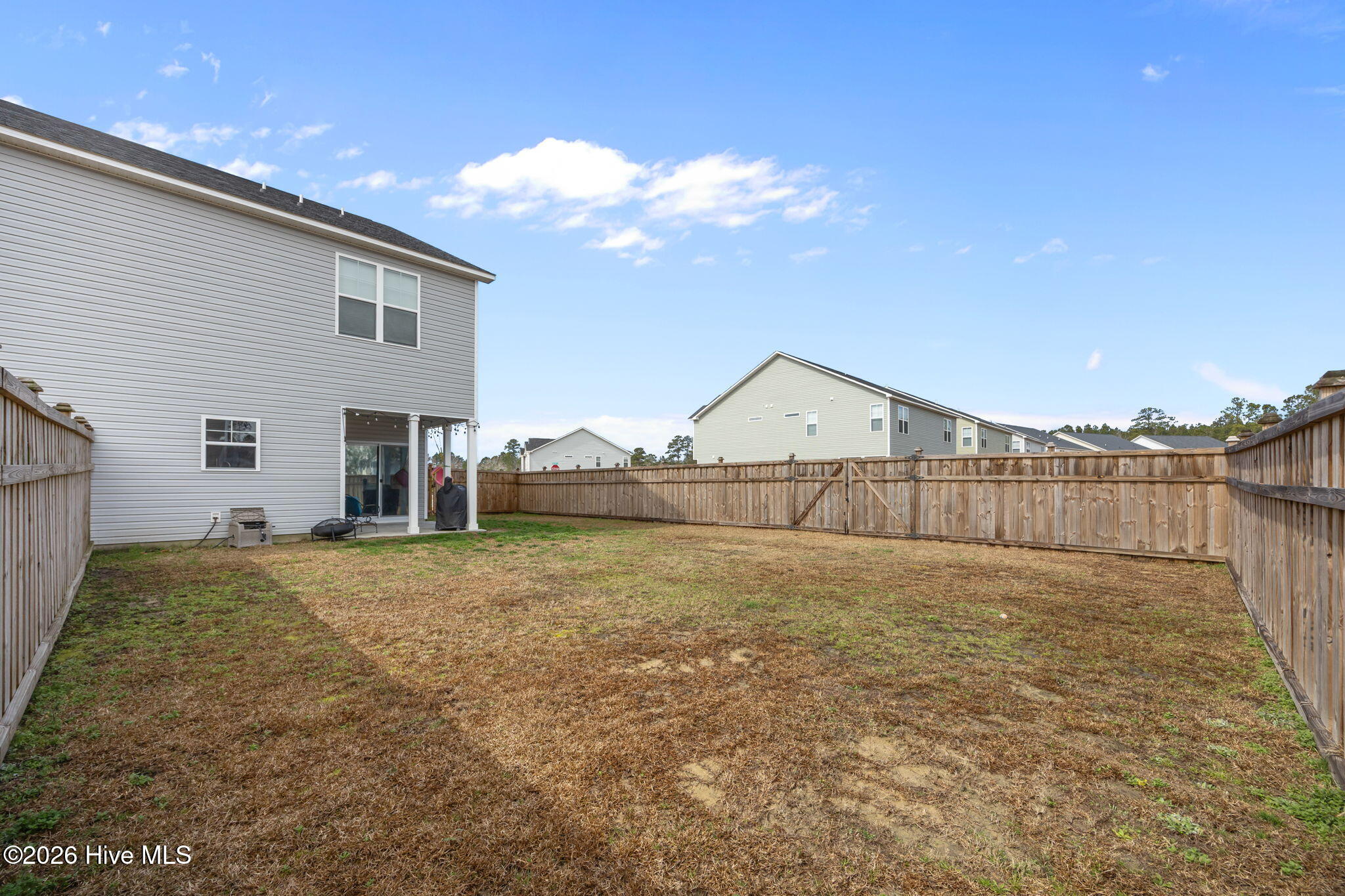 100557596 | Photo 27