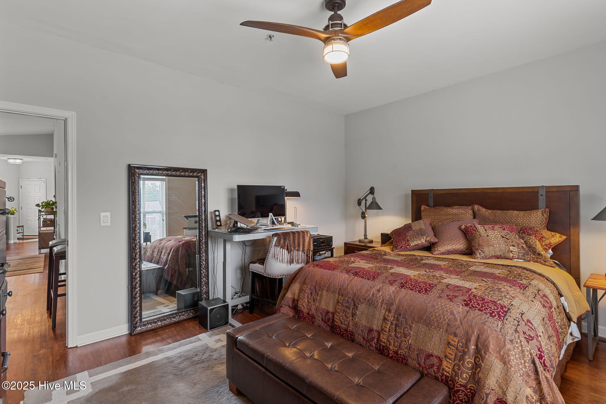 100532353 | Photo 20