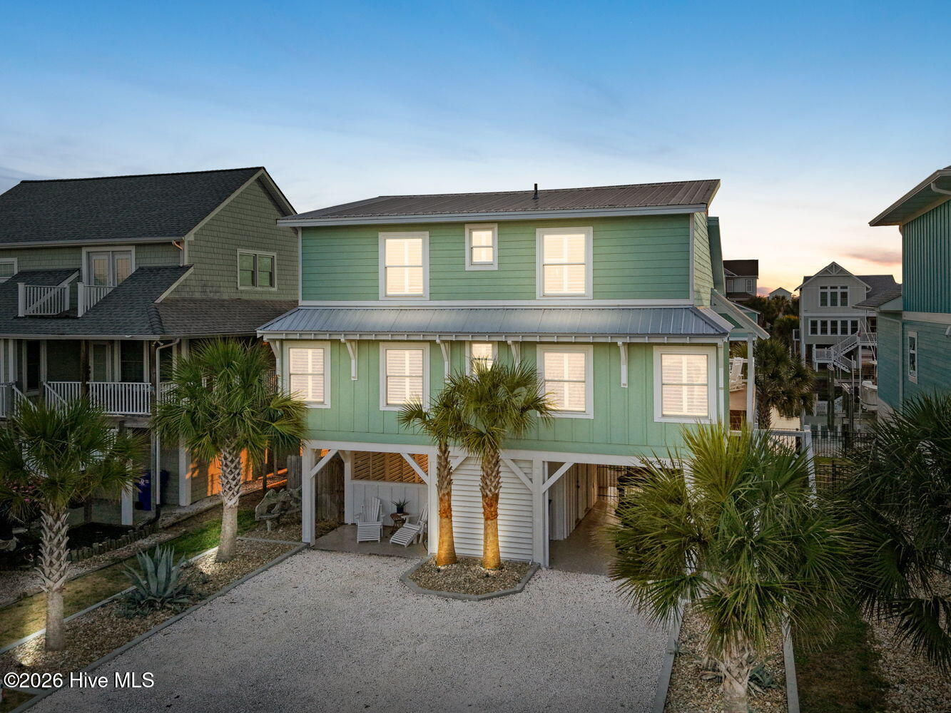 100569670 | Photo 55