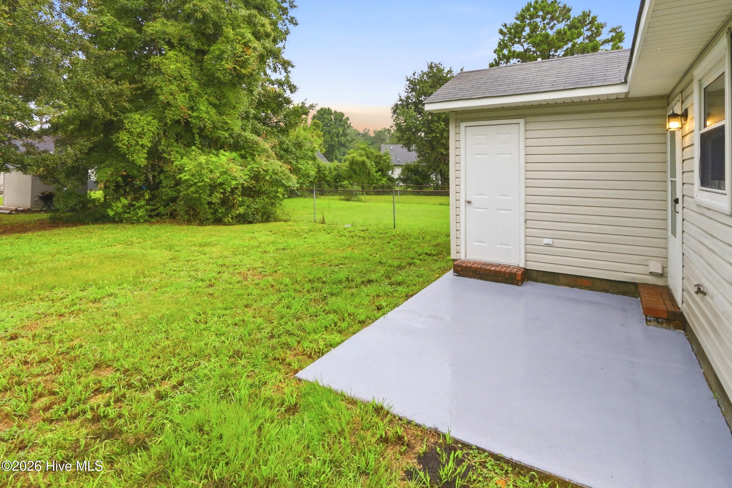 125 Live Oak Court,Midway Park