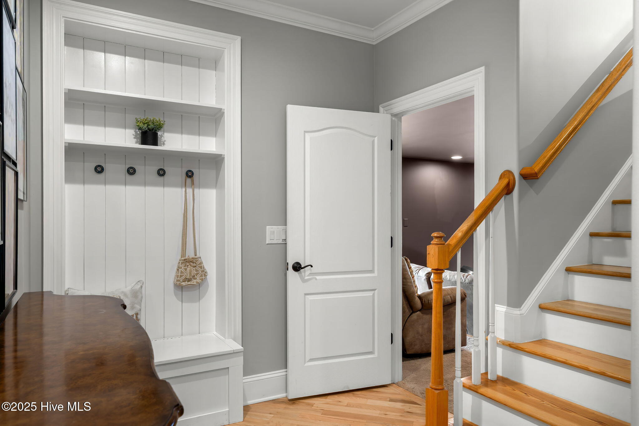 100544684 | Photo 48