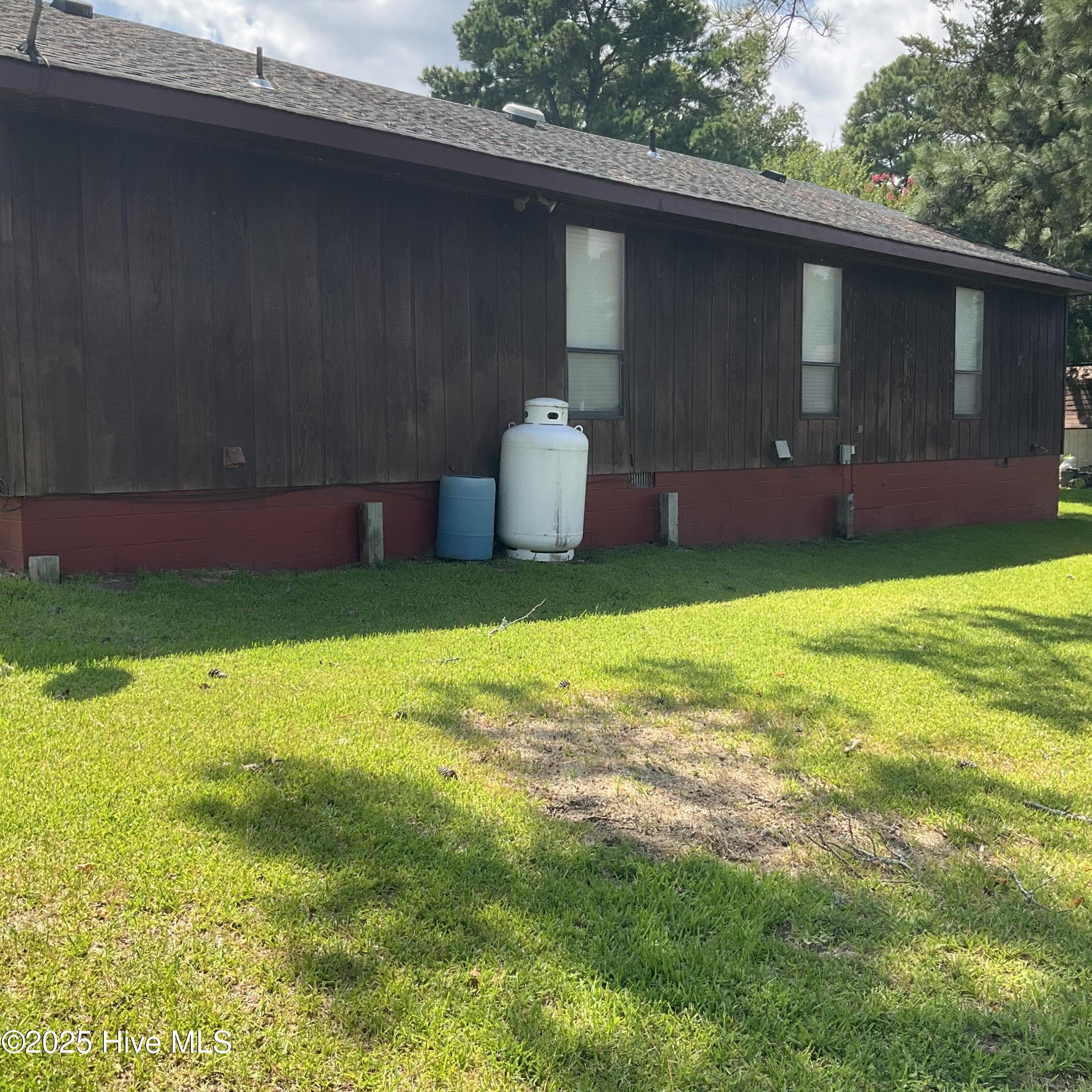 Homes for sale in Moyock, NC | 103 Porpoise St, Moyock, NC 27958 | MLS# 100522236