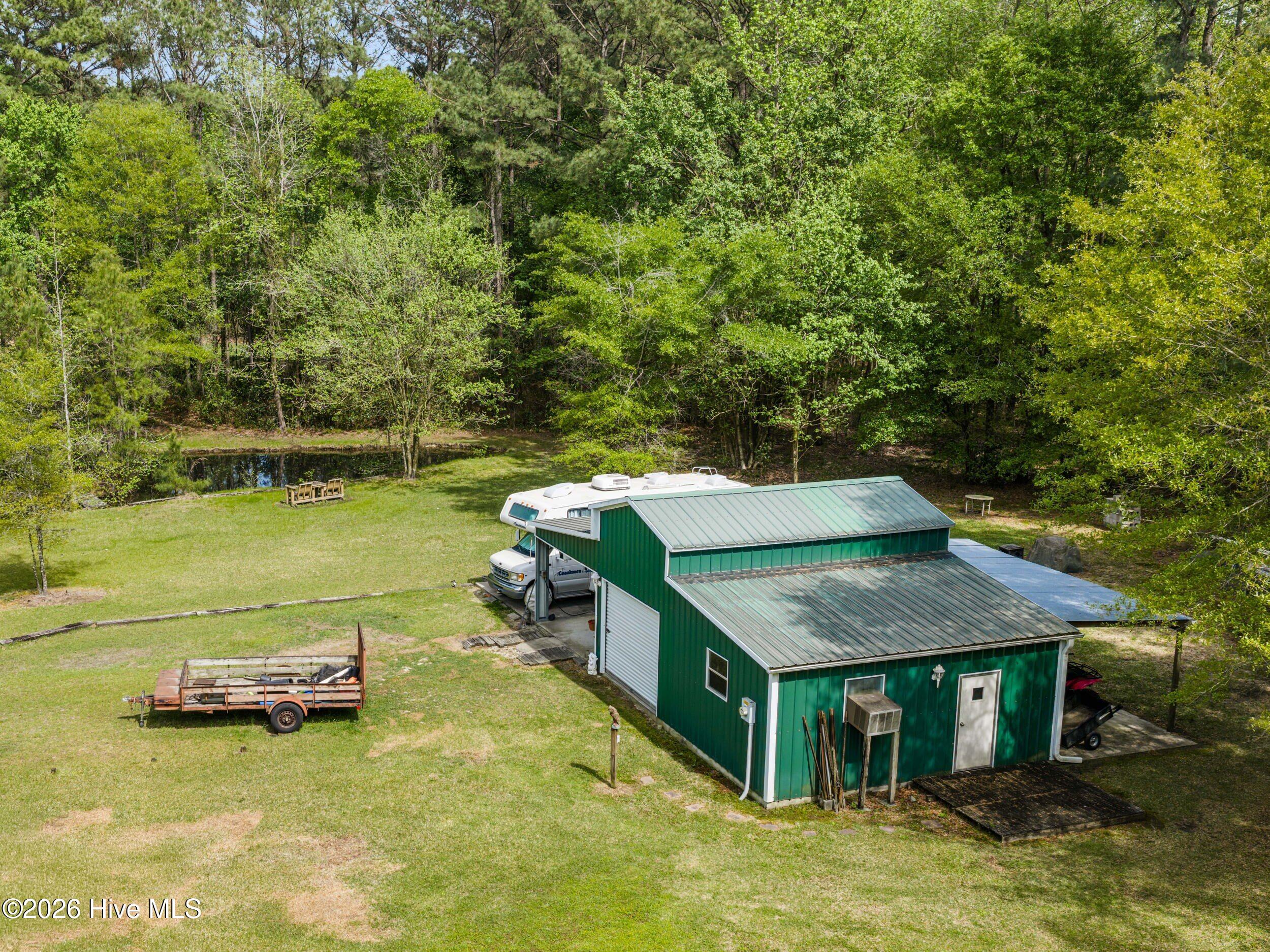 100566420 | Photo 95