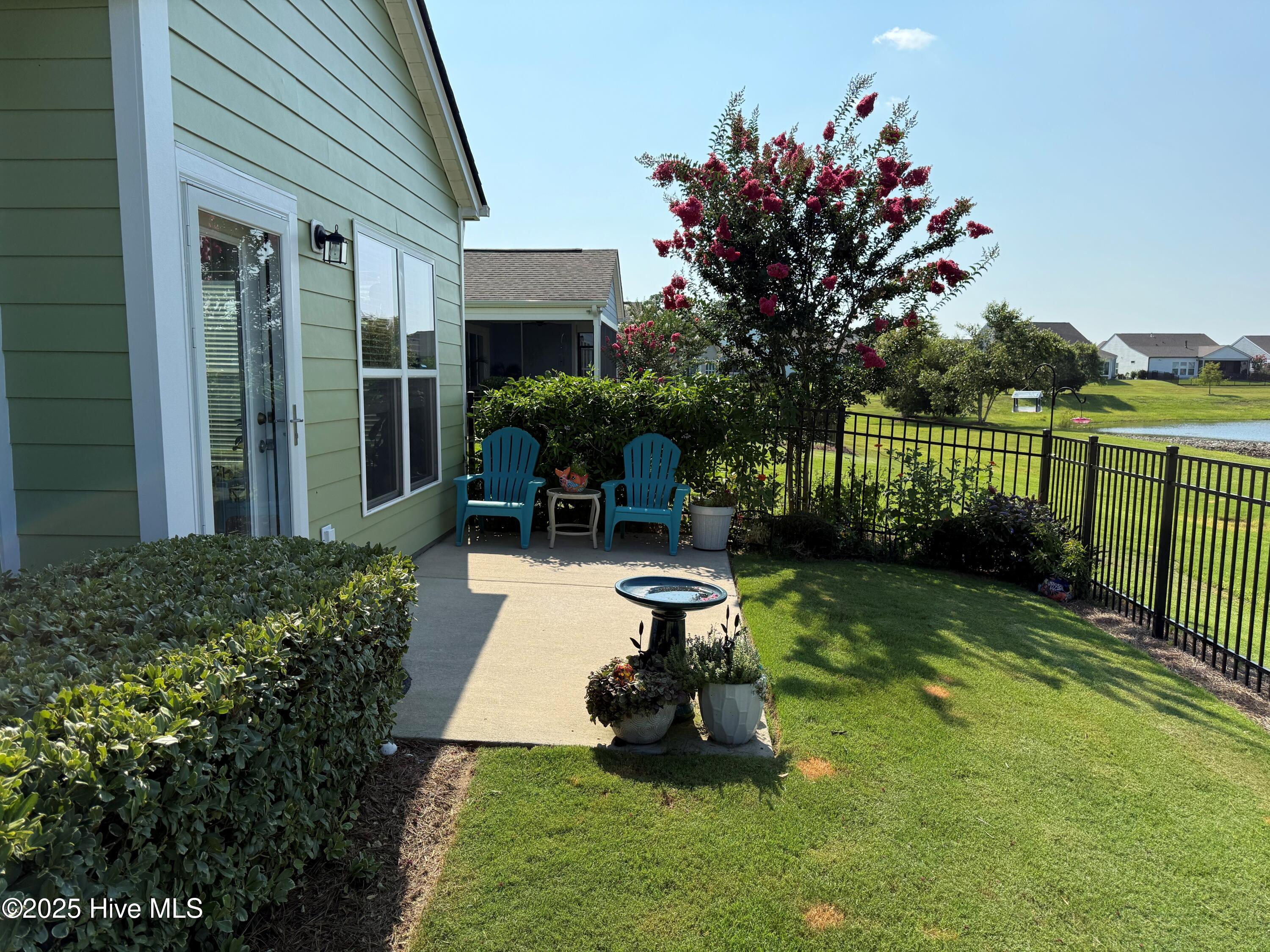 100515849 | Photo 31