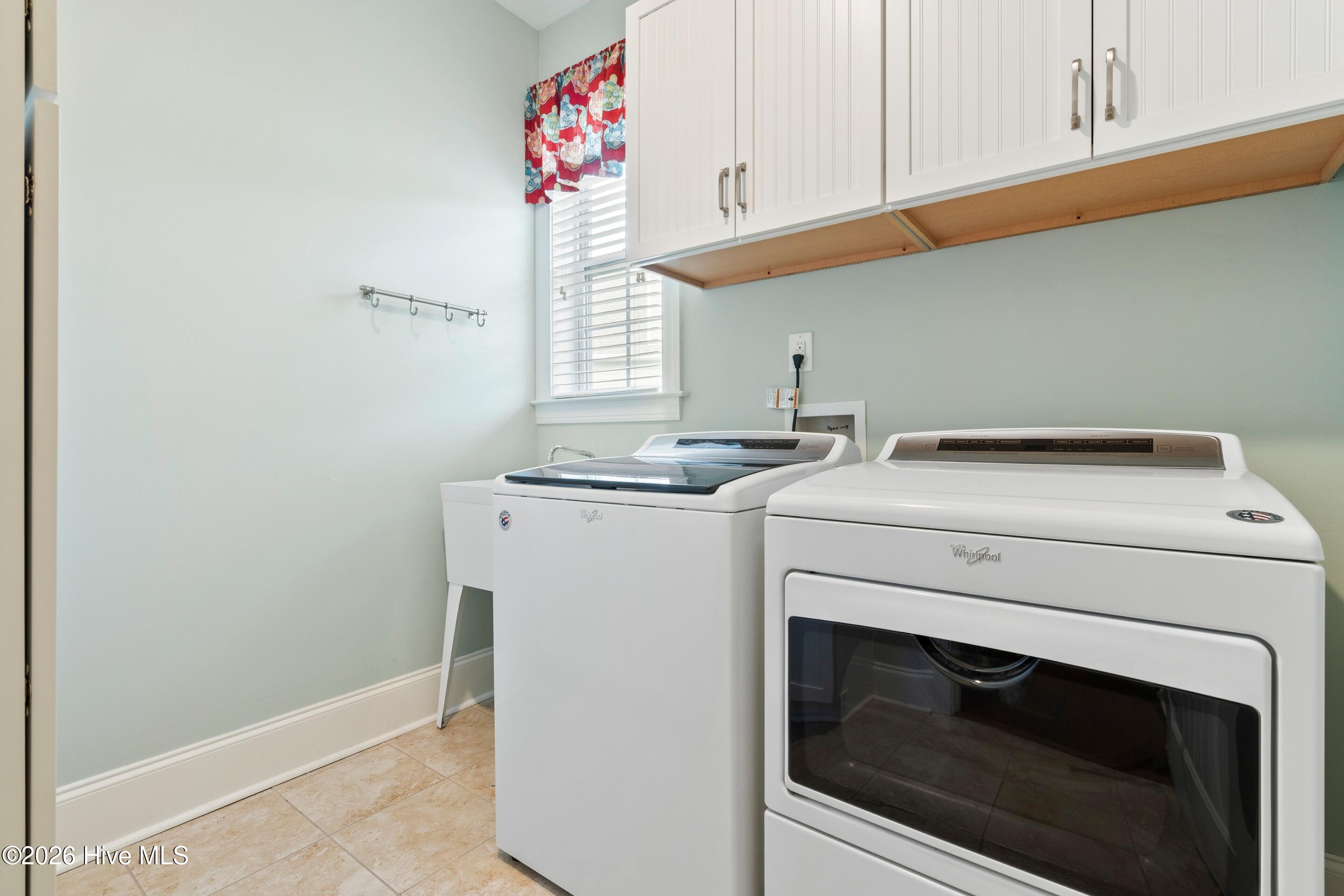 100547652 | Photo 45