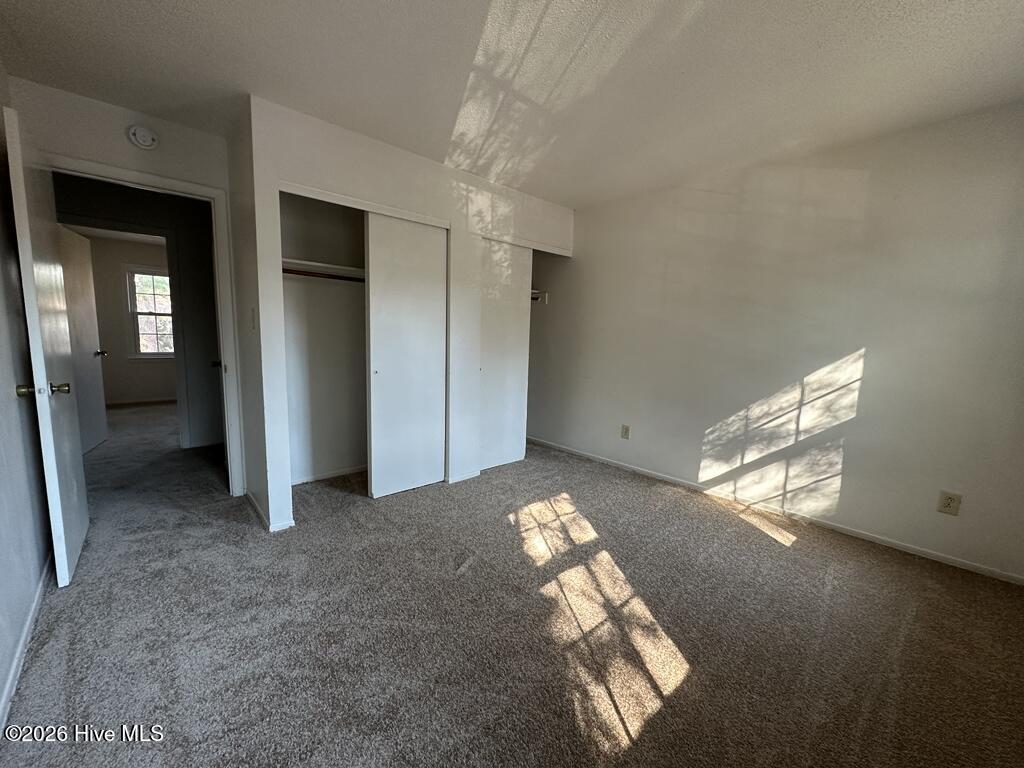 100553683 | Photo 10