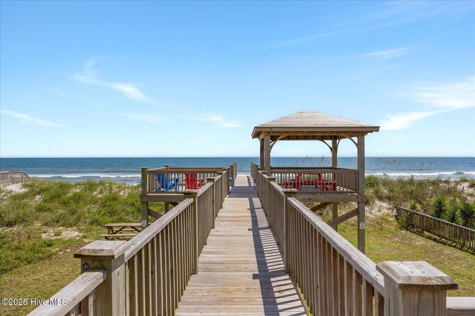 100528040 | Photo 39