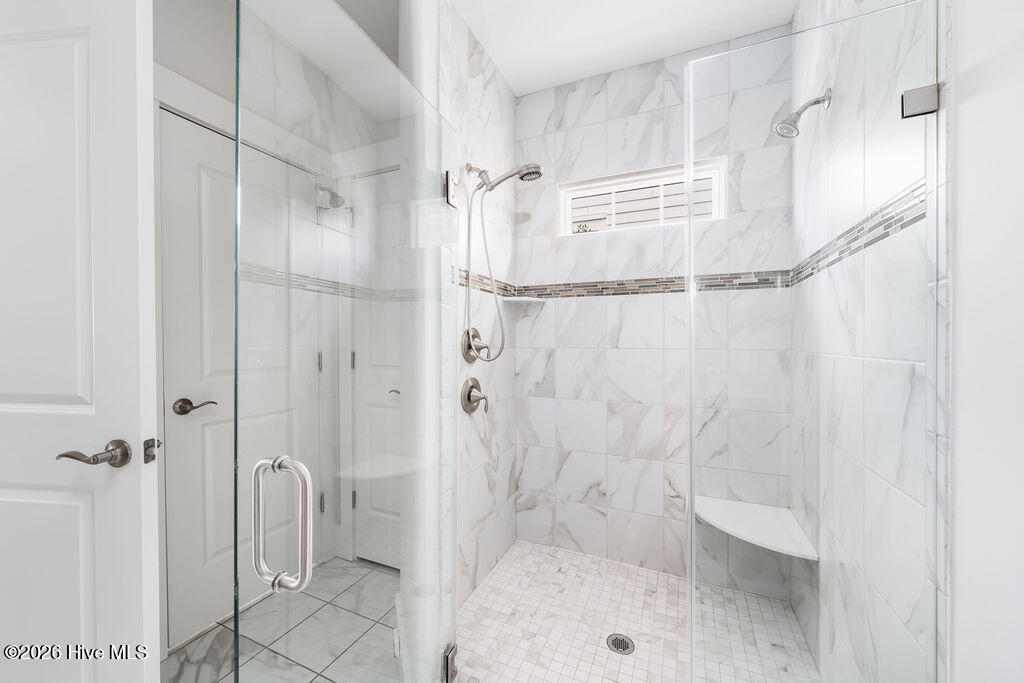 100551056 | Photo 34