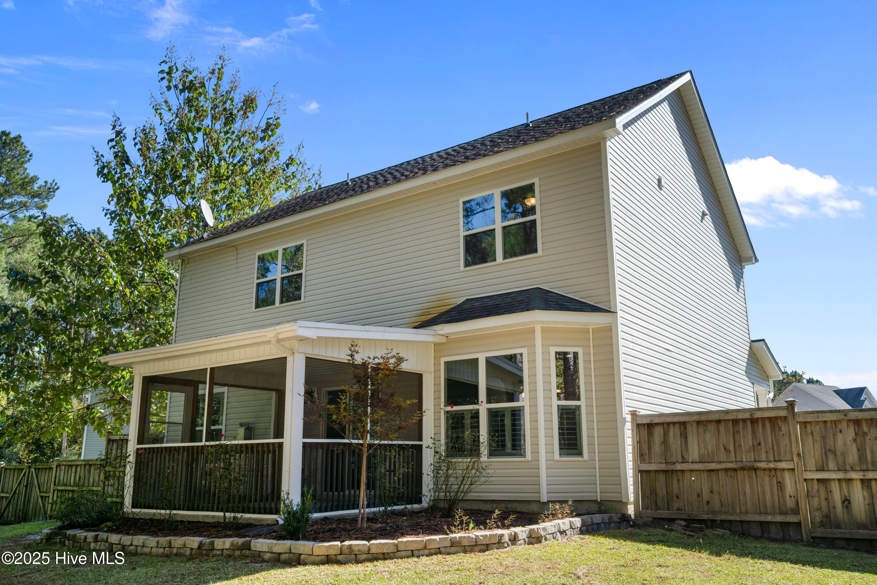 100546019 | Photo 37