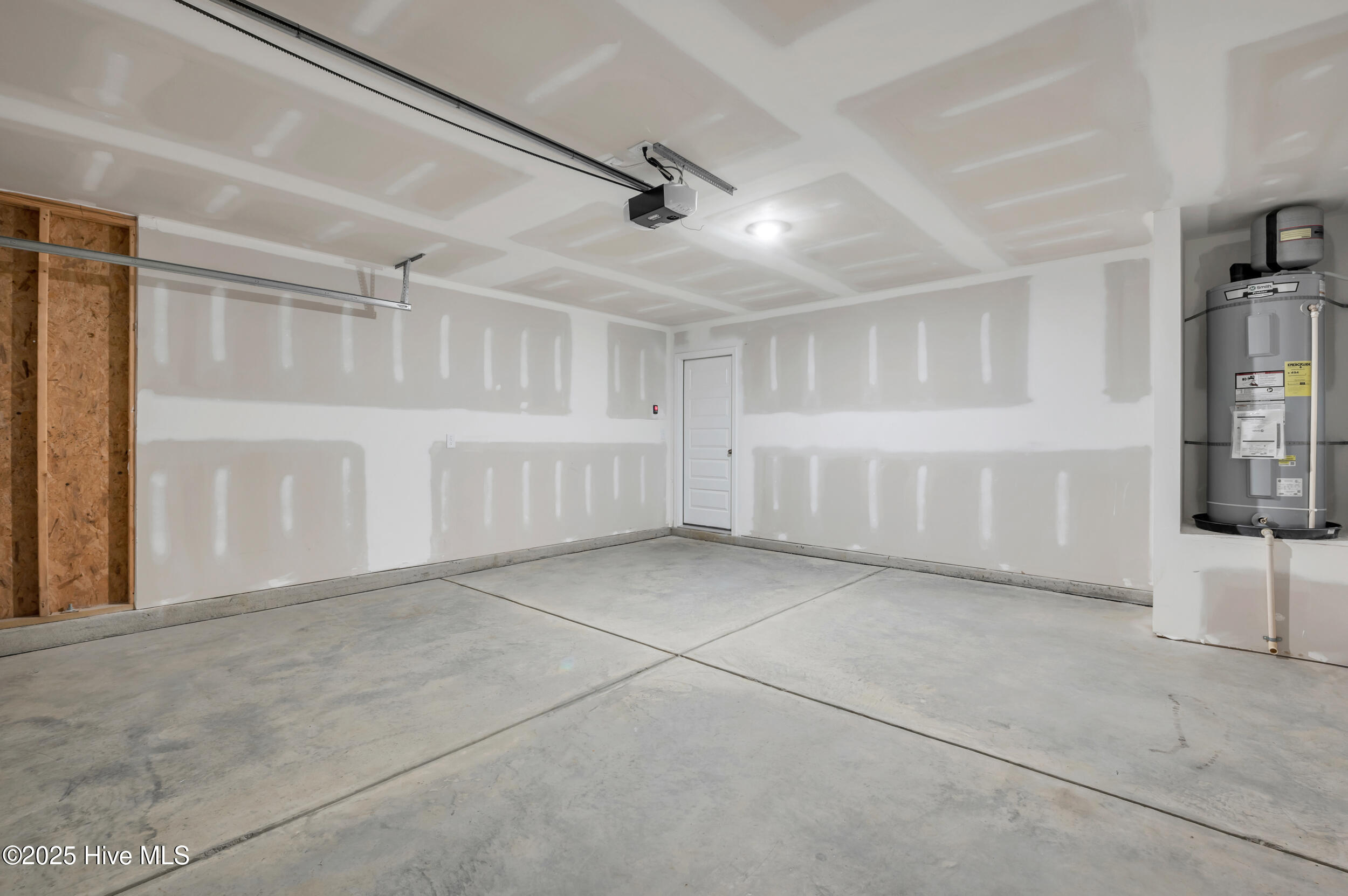 100544665 | Photo 29